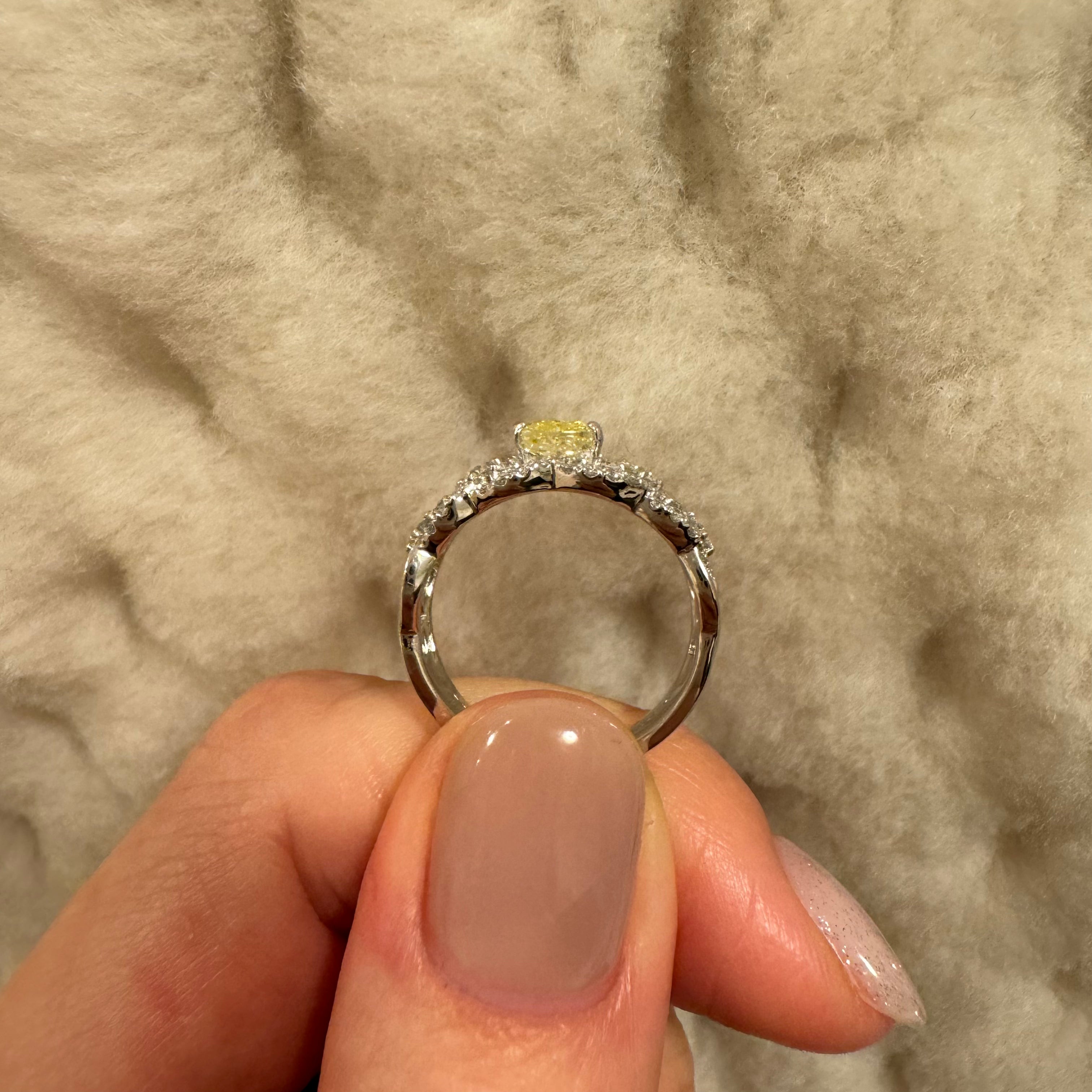 10-アマンチ 中石0.7ct SQ PTリング〜Fancy intense yellow｜AYAKO SAKURAI（櫻井 彩子（サクライ アヤコ））公式通販サイト