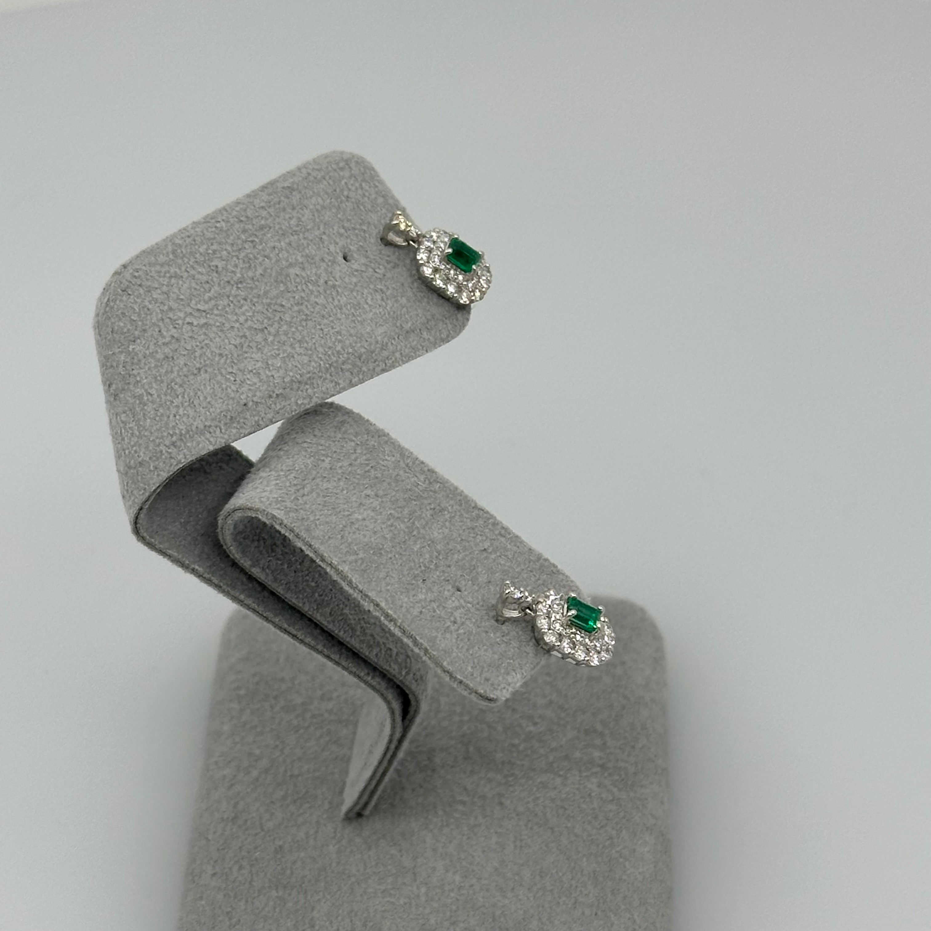 7［即納/一点物］ピアス エメラルド0.1ct前後×2 SQ PT