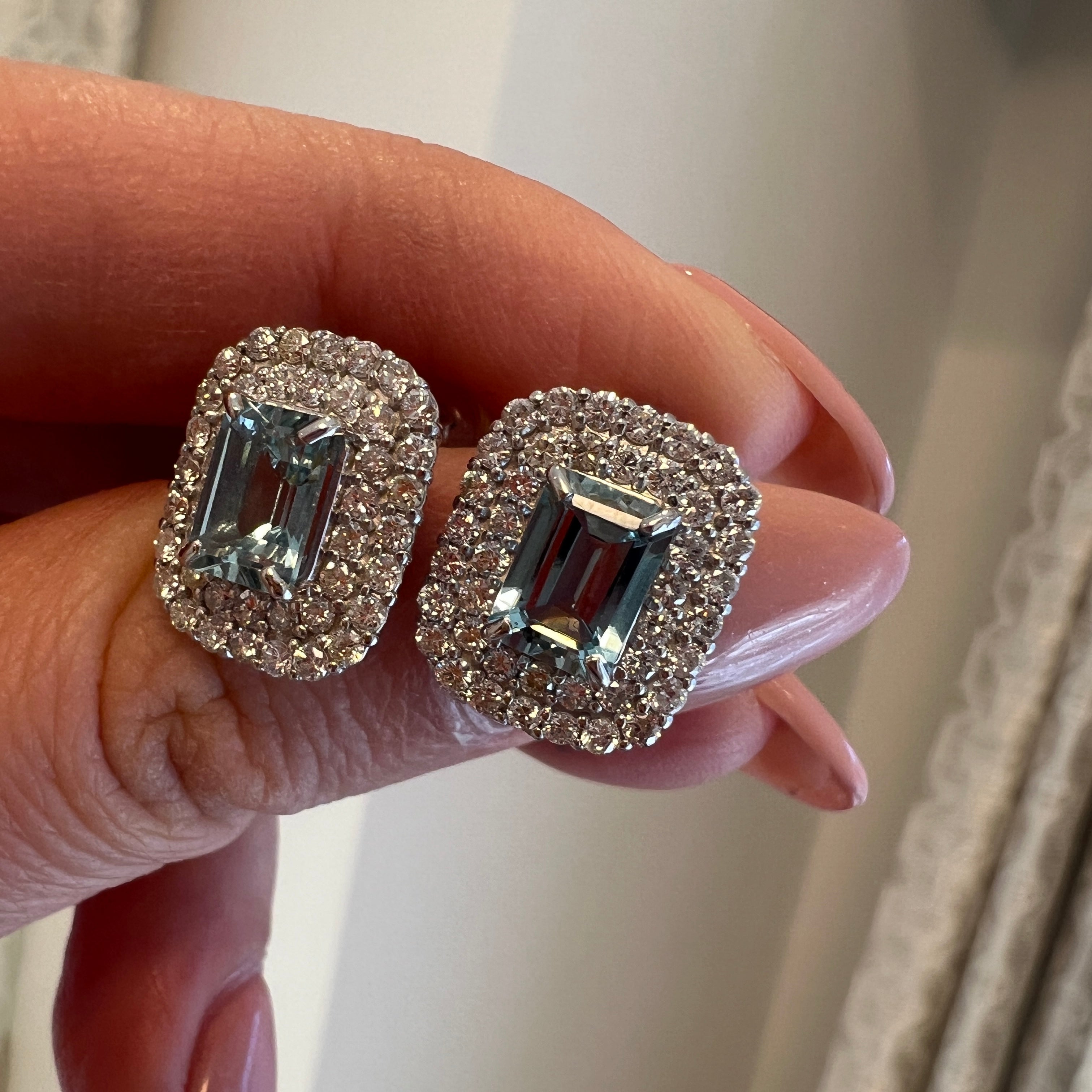 アクアマリンの歌声