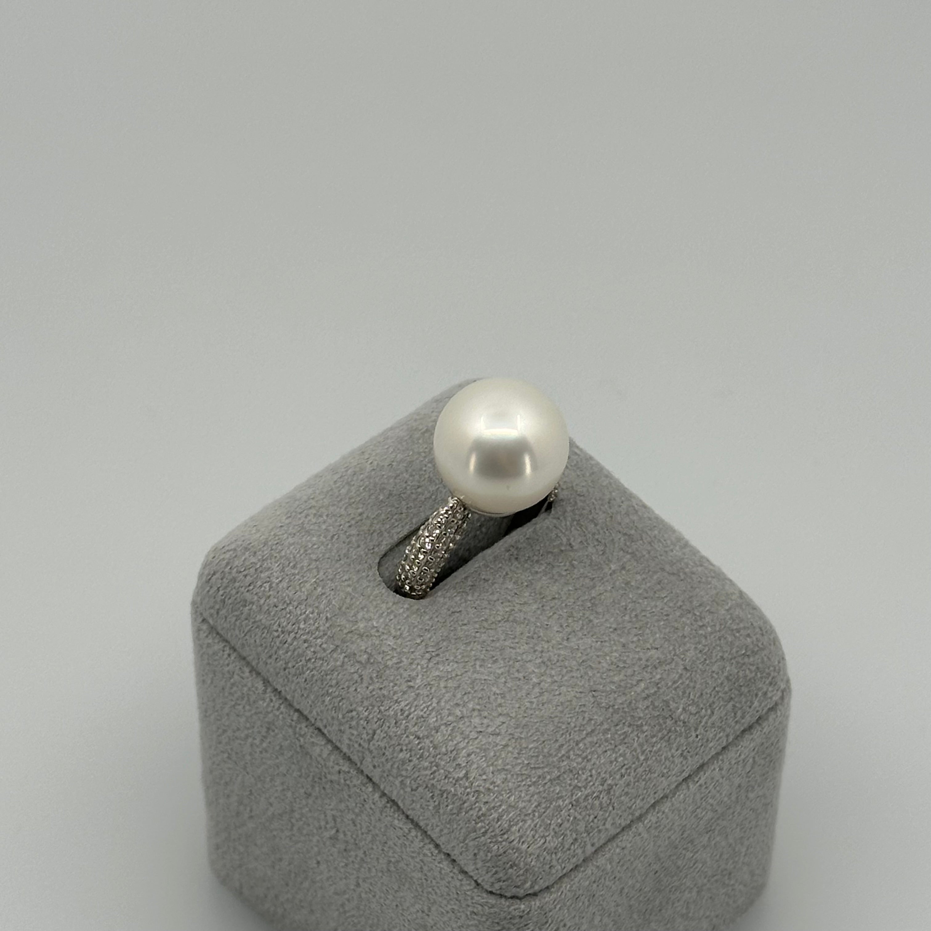 ［サンベリーナパヴェ］リング 南洋真珠 13ミリ