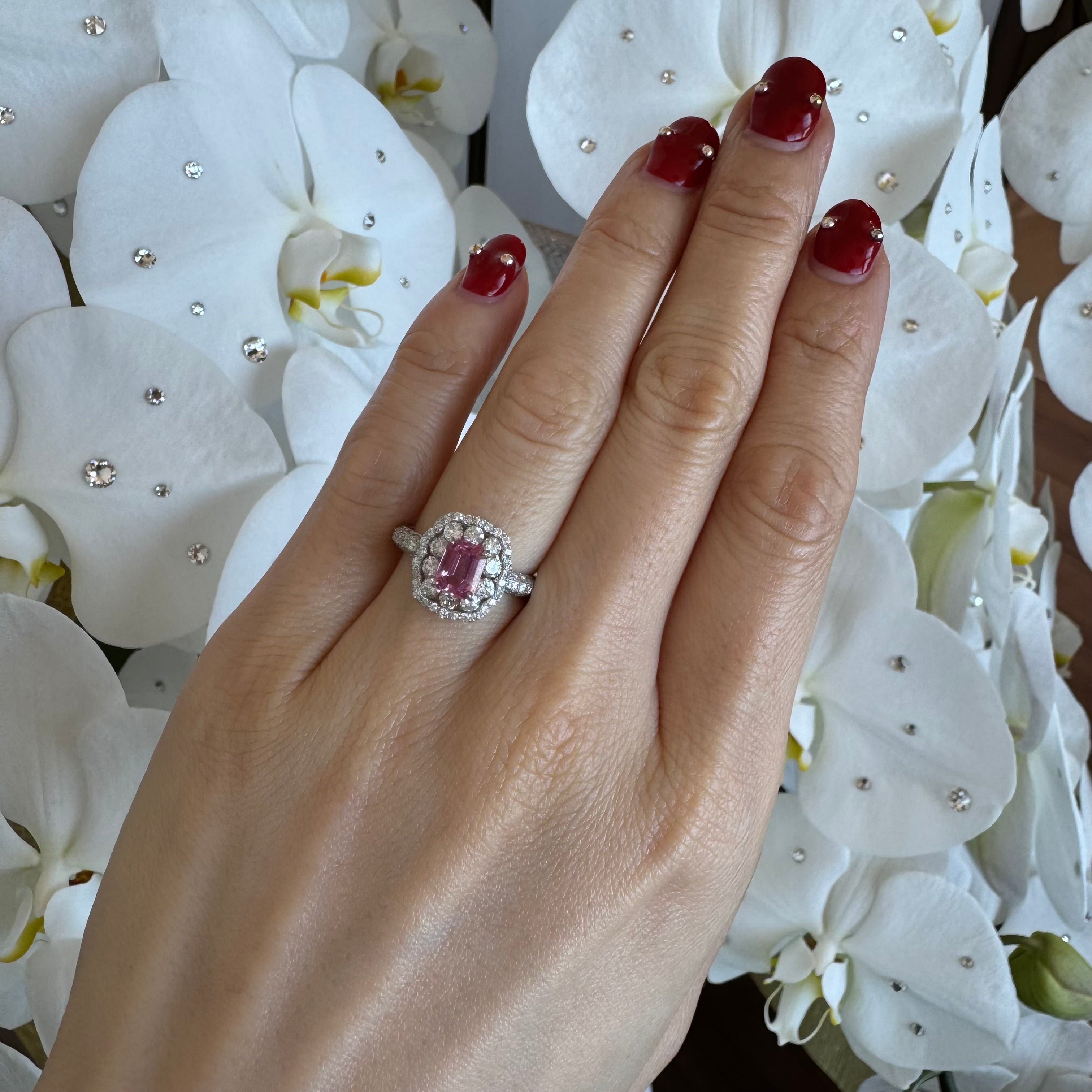 135-ピンクサファイア 中石0.9ct前後 SQ PT かわいいダイヤ取巻きリング｜AYAKO SAKURAI（櫻井 彩子（サクライ アヤコ））公式通販サイト