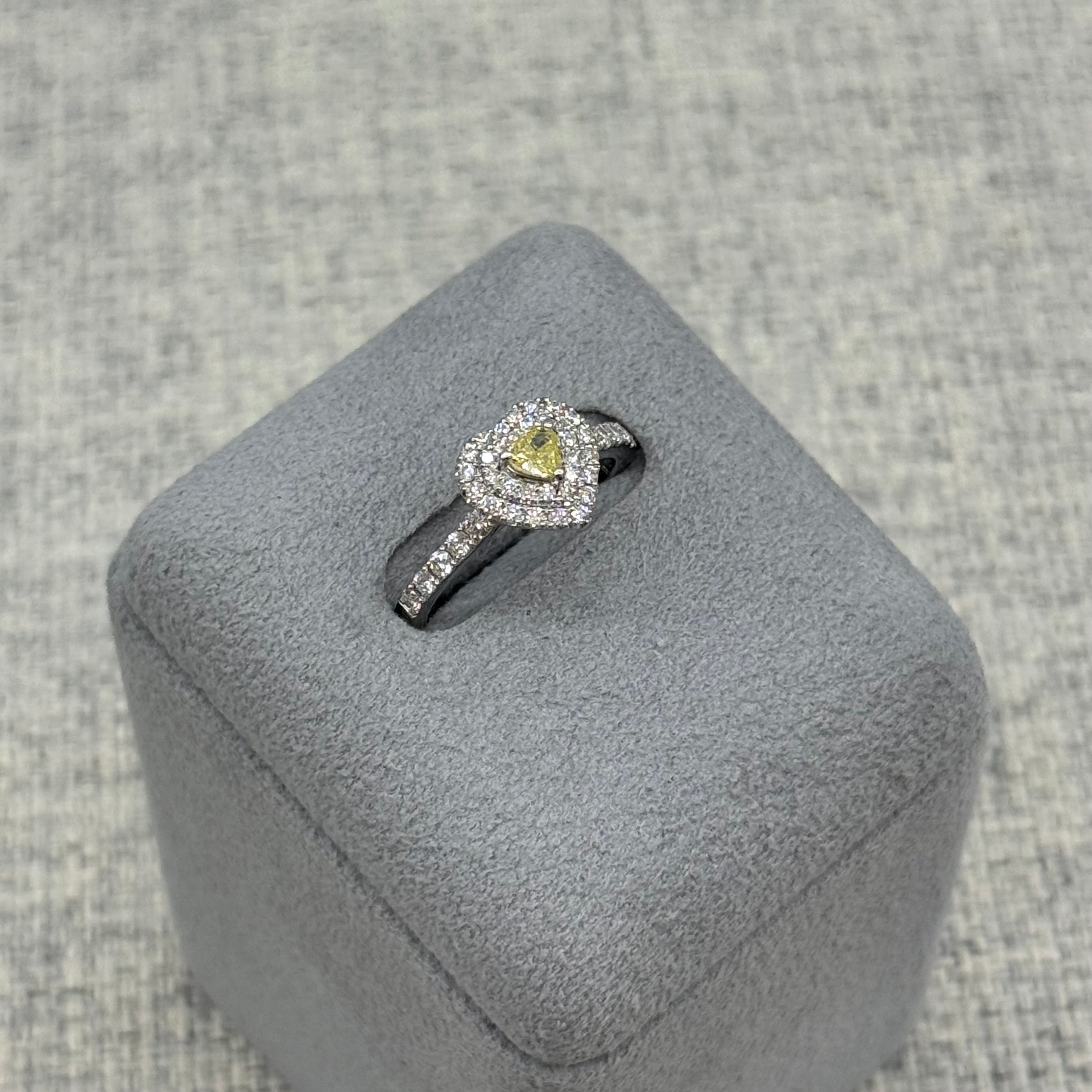 [ジョーヌ] リング ダイヤ HS