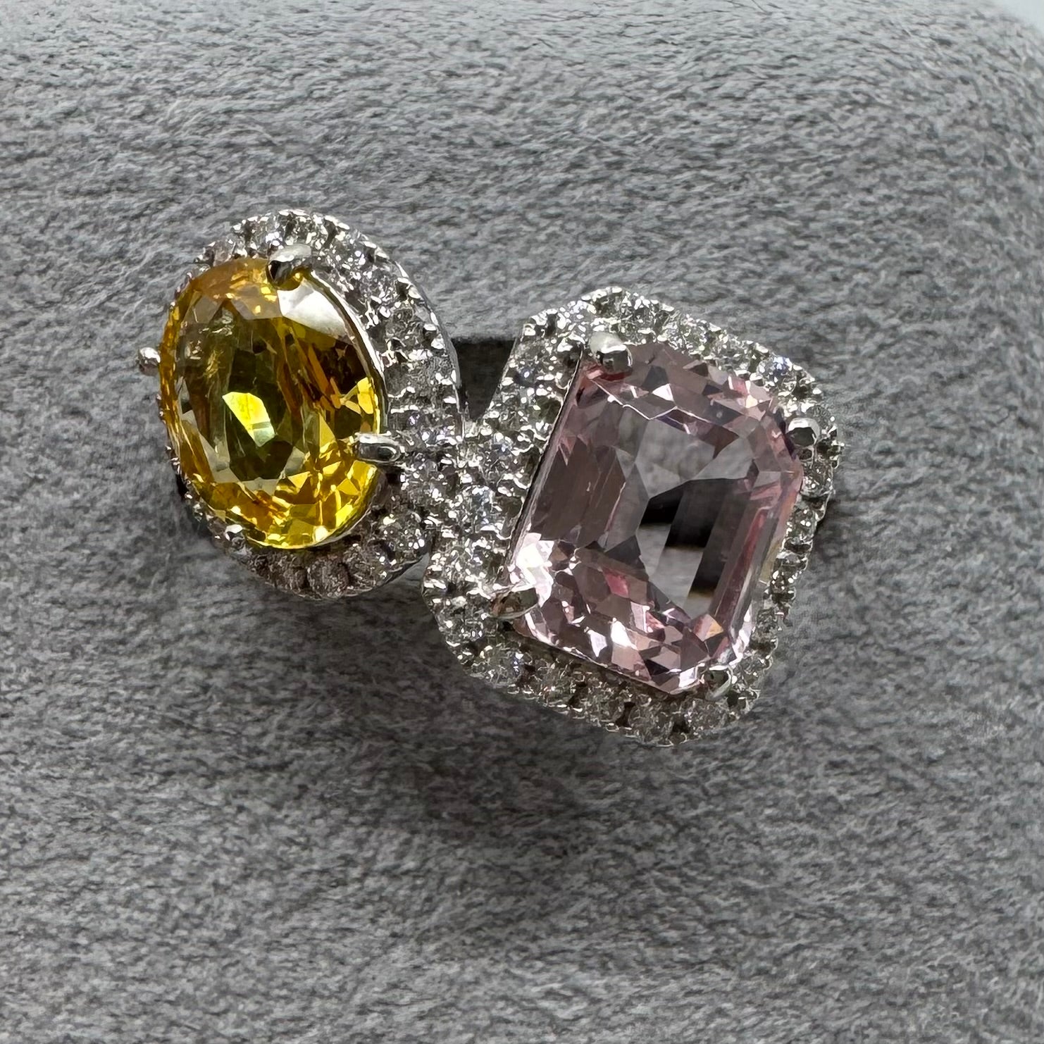 ［ベニエ］リング イエローサファイア 1.7ct OV/モルガナイト 1.9ct EM