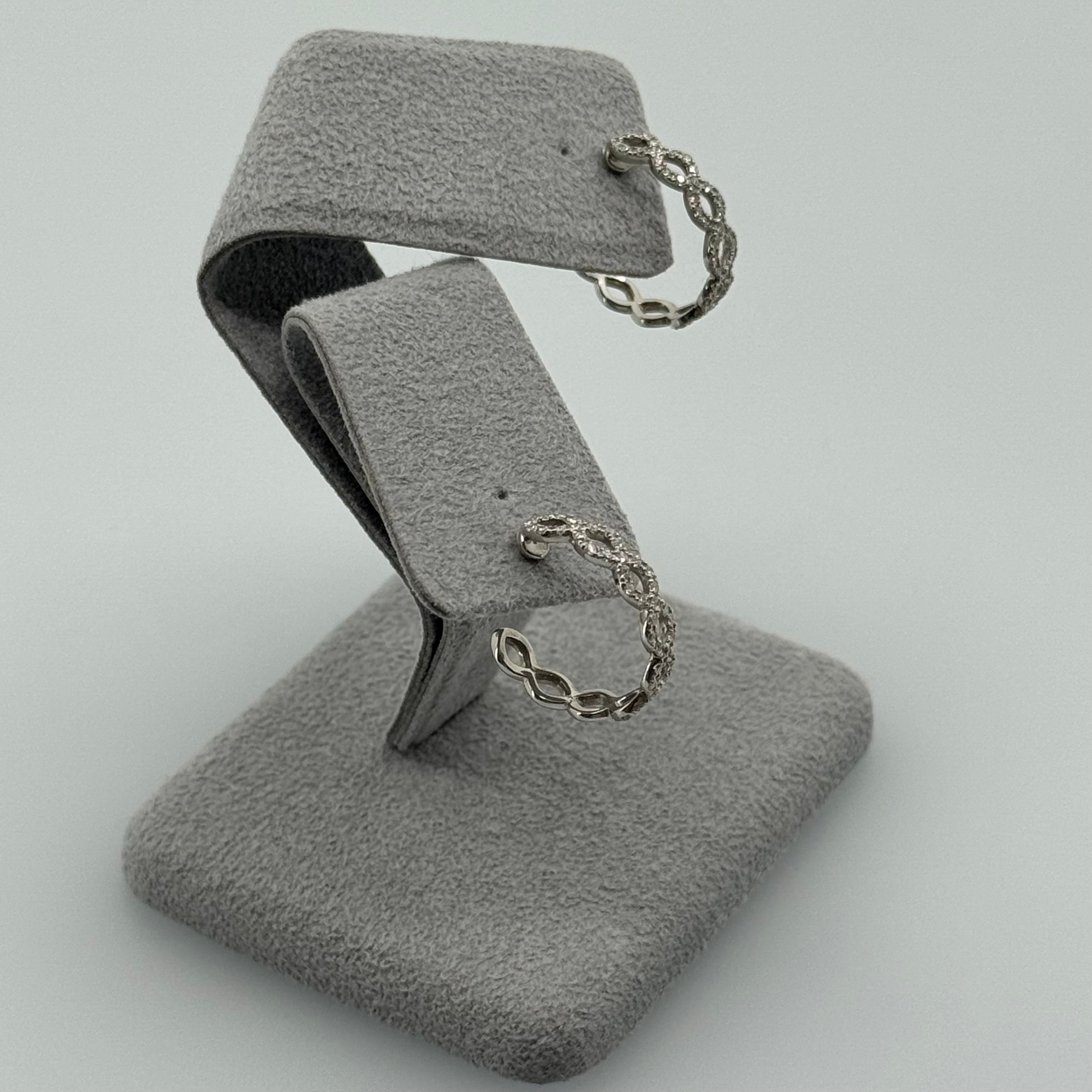 ［アポトラ］ピアス ダイヤ