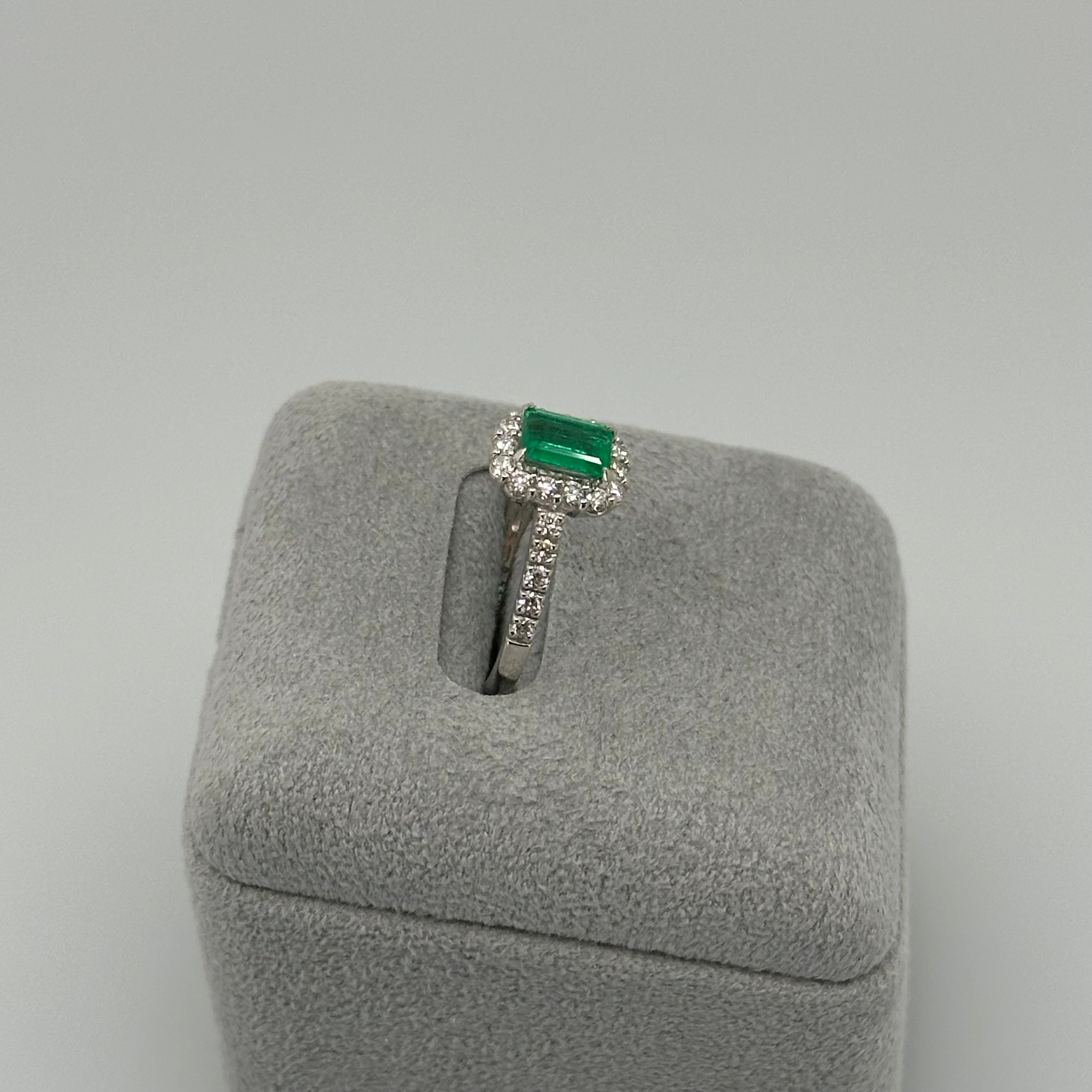 65［一点物］リング エメラルド 0.5ct SQ PT