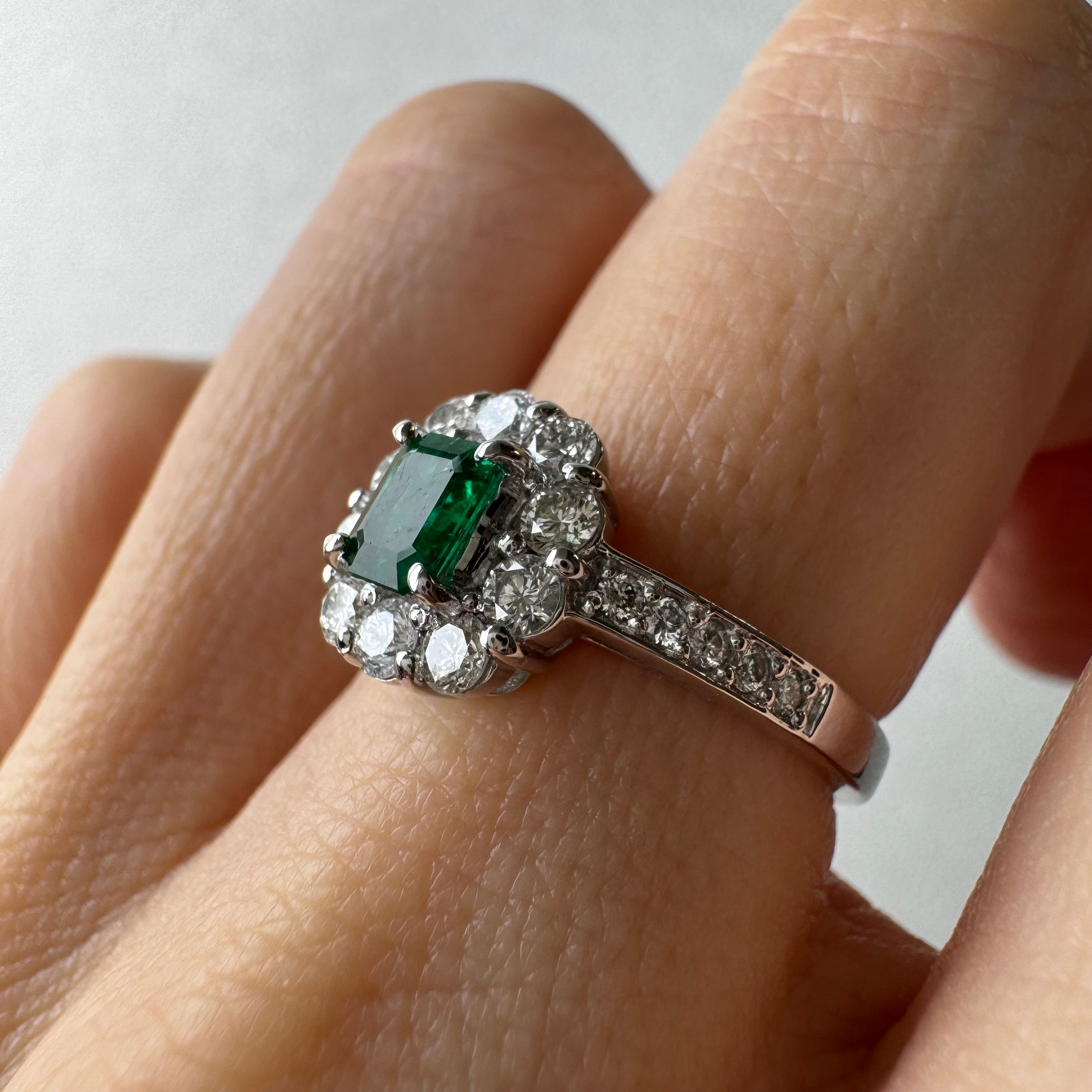 40［一点物］リング エメラルド 0.3ct前後 SQ PT