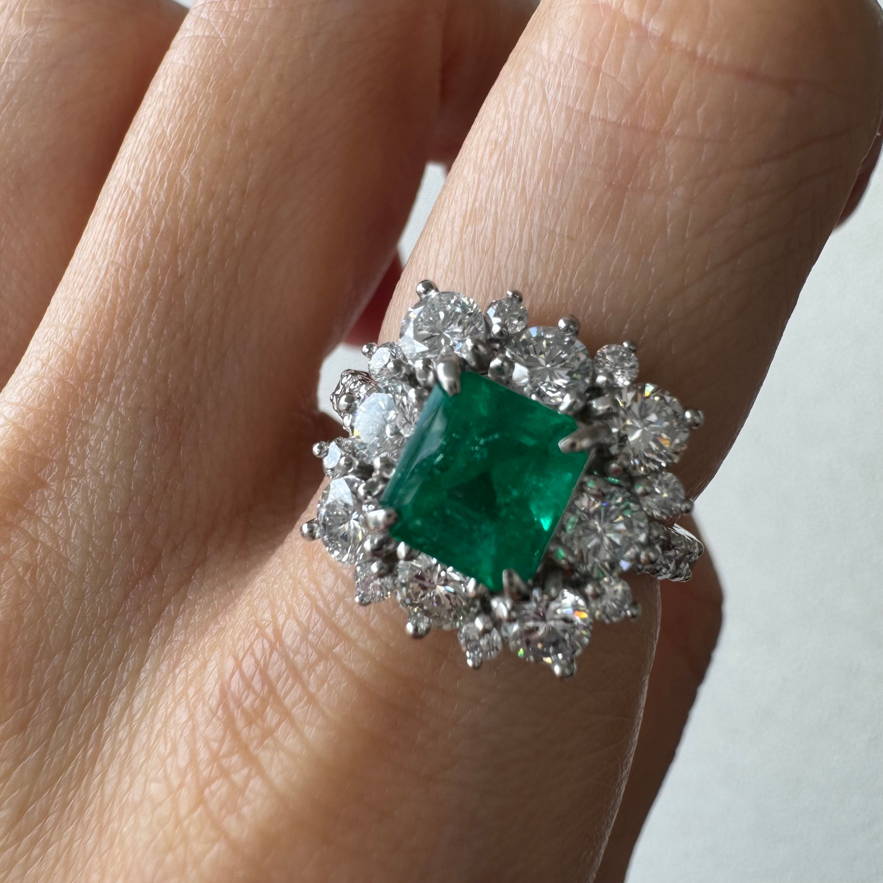 12［一点物］リング エメラルド 1.6ct SQ PT