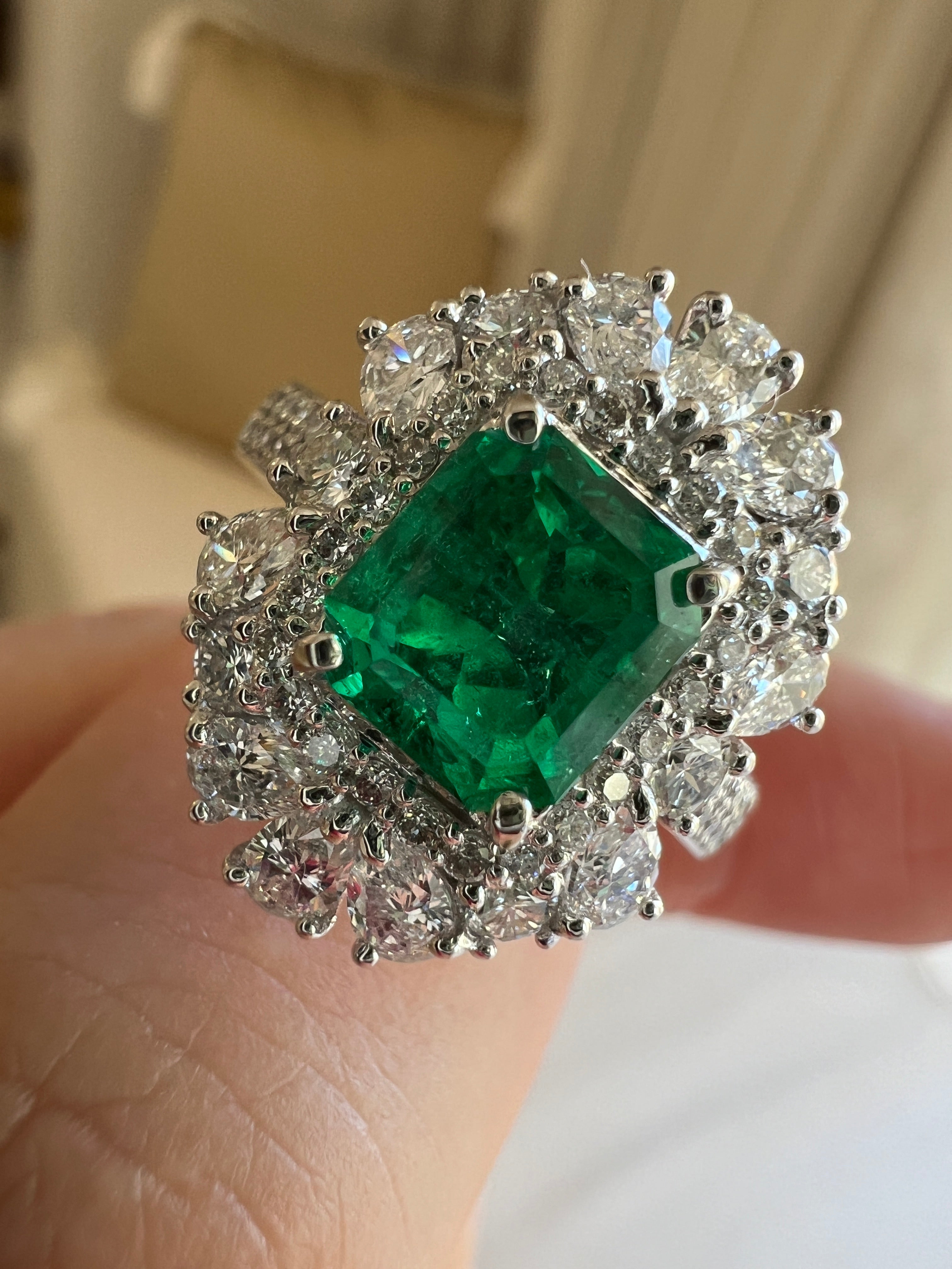 52-超特品 カナリアの夢 エメラルド 中石1.25ct前後 PT EM〜彩子も狙ってます♡完璧なデザイン｜AYAKO SAKURAI（櫻井 彩子（サクライ アヤコ））公式通販サイト