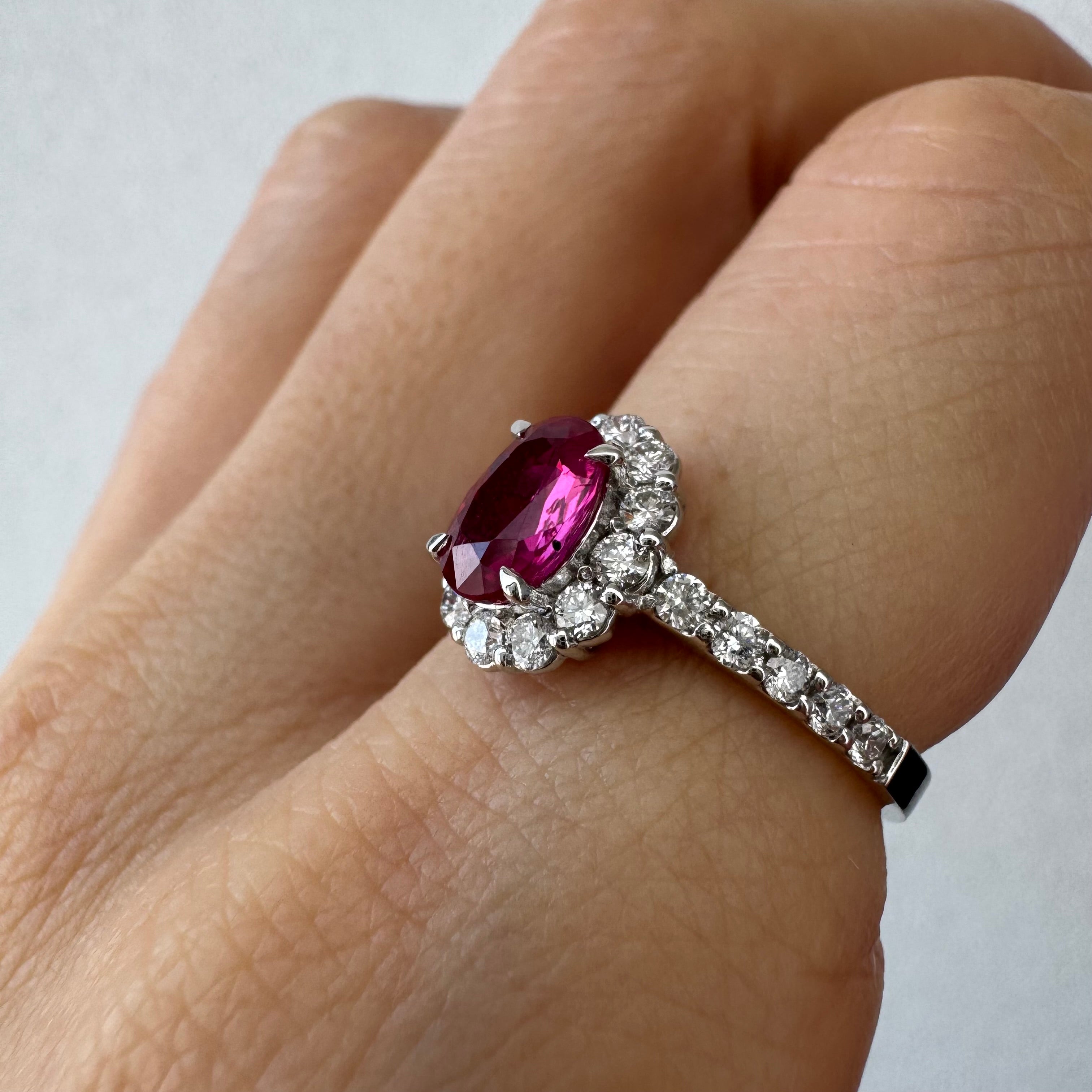 94［一点物］リング  ルビー 1ct OV PT