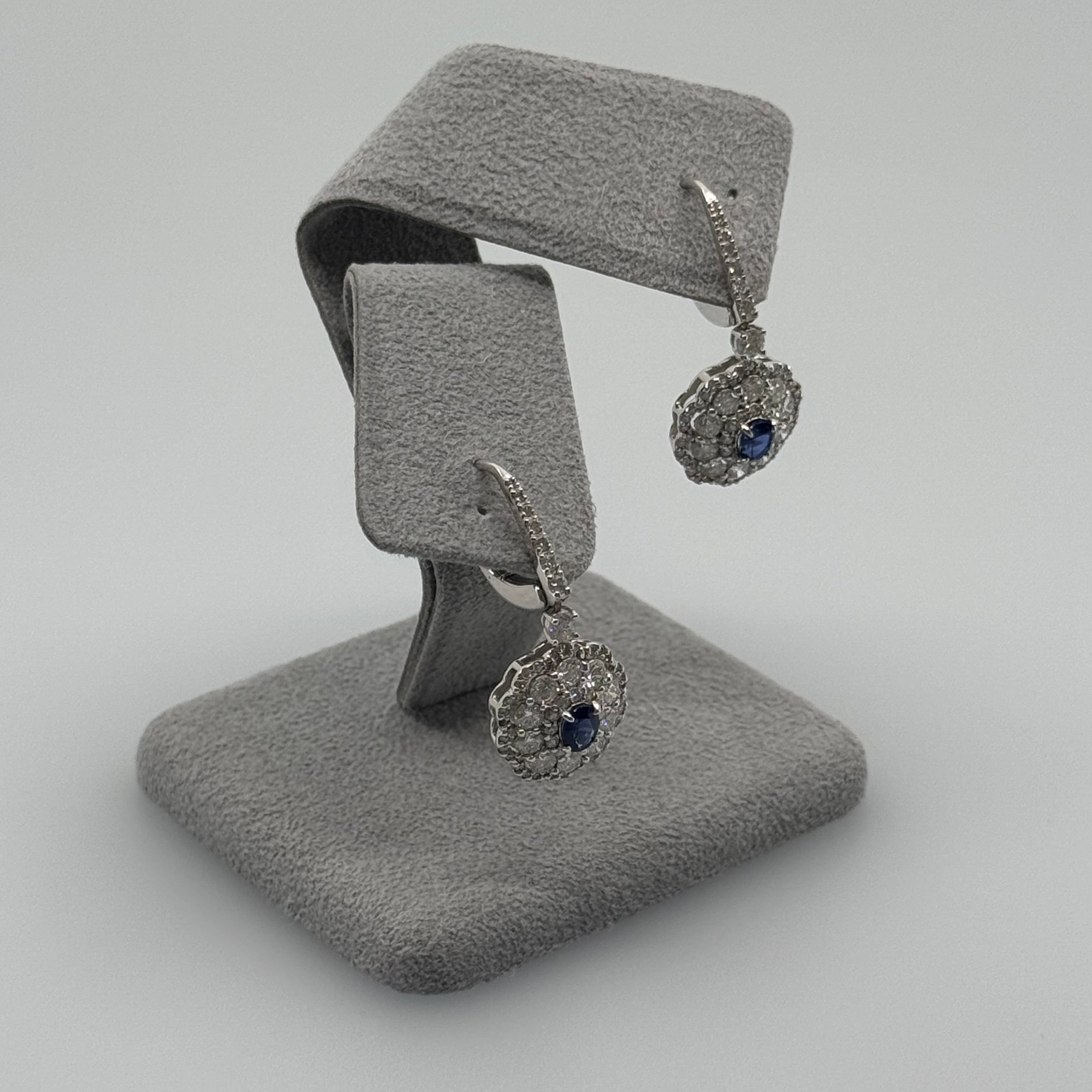 ［ダリアの羽］ピアス ブルーサファイア