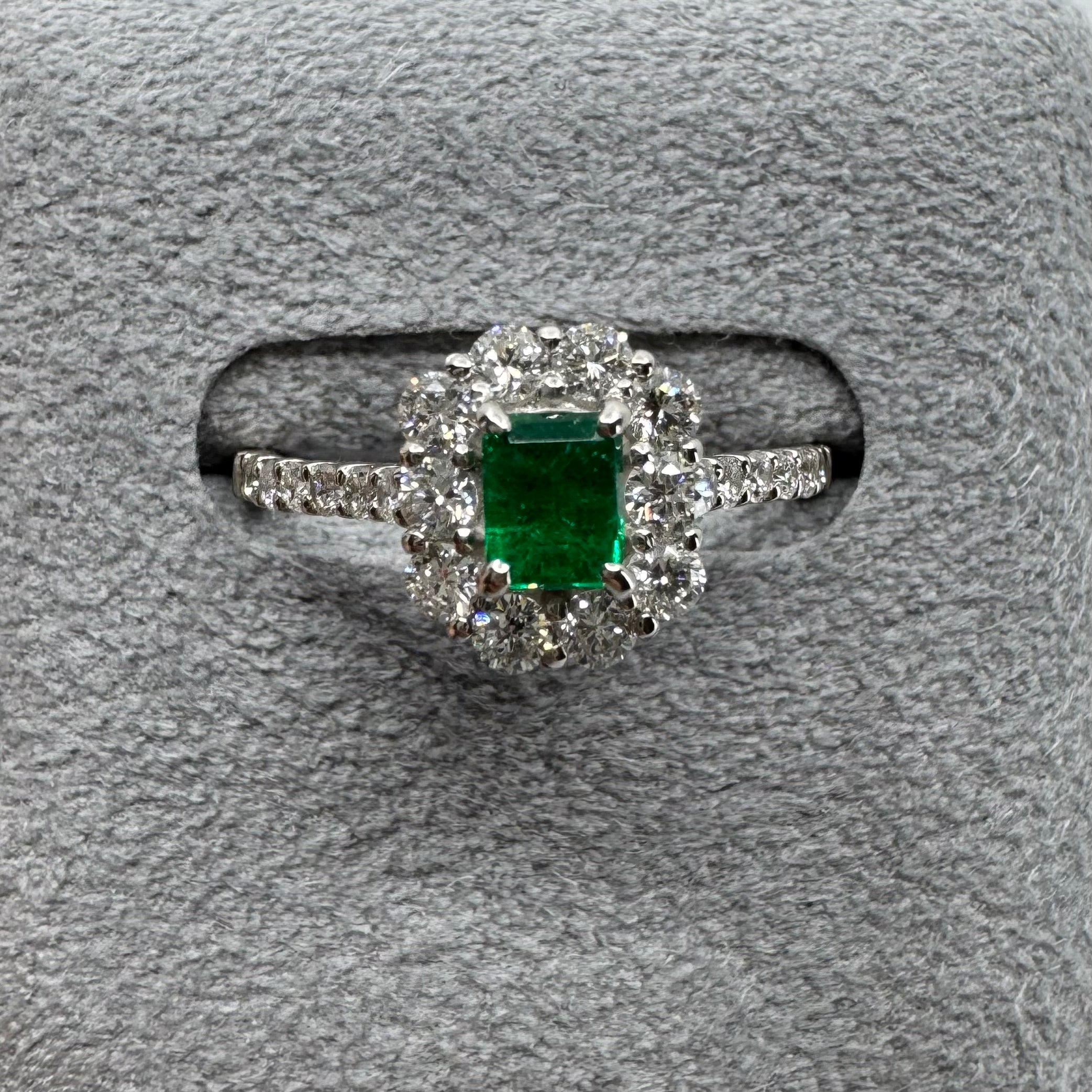 28［一点物］リング エメラルド 0.3ct前後 SQ PT