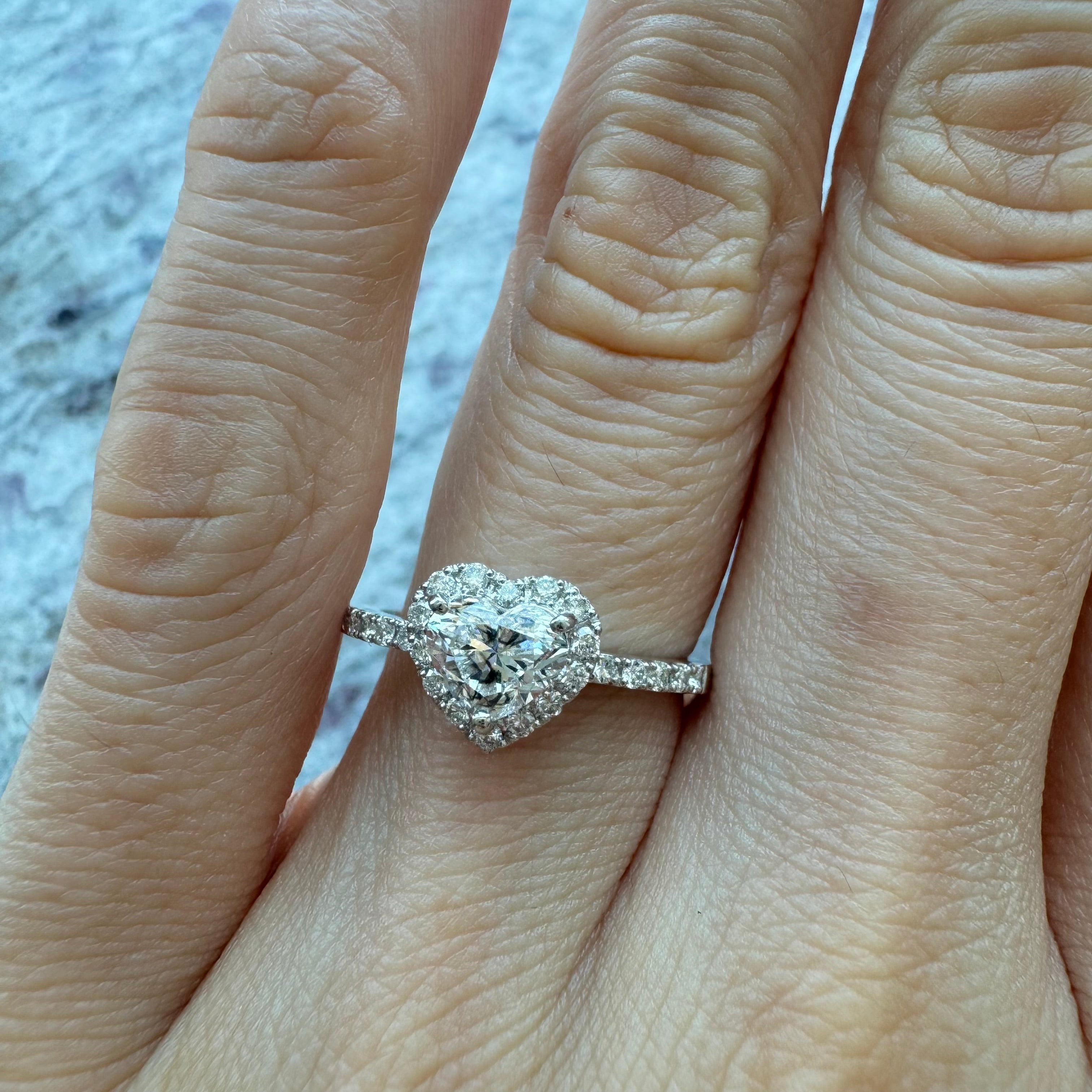 ②ダイヤ HS 中石0.7ct PTリング〜E VS1 GIA 特品 形完璧｜AYAKO SAKURAI（櫻井 彩子（サクライ アヤコ））公式通販サイト