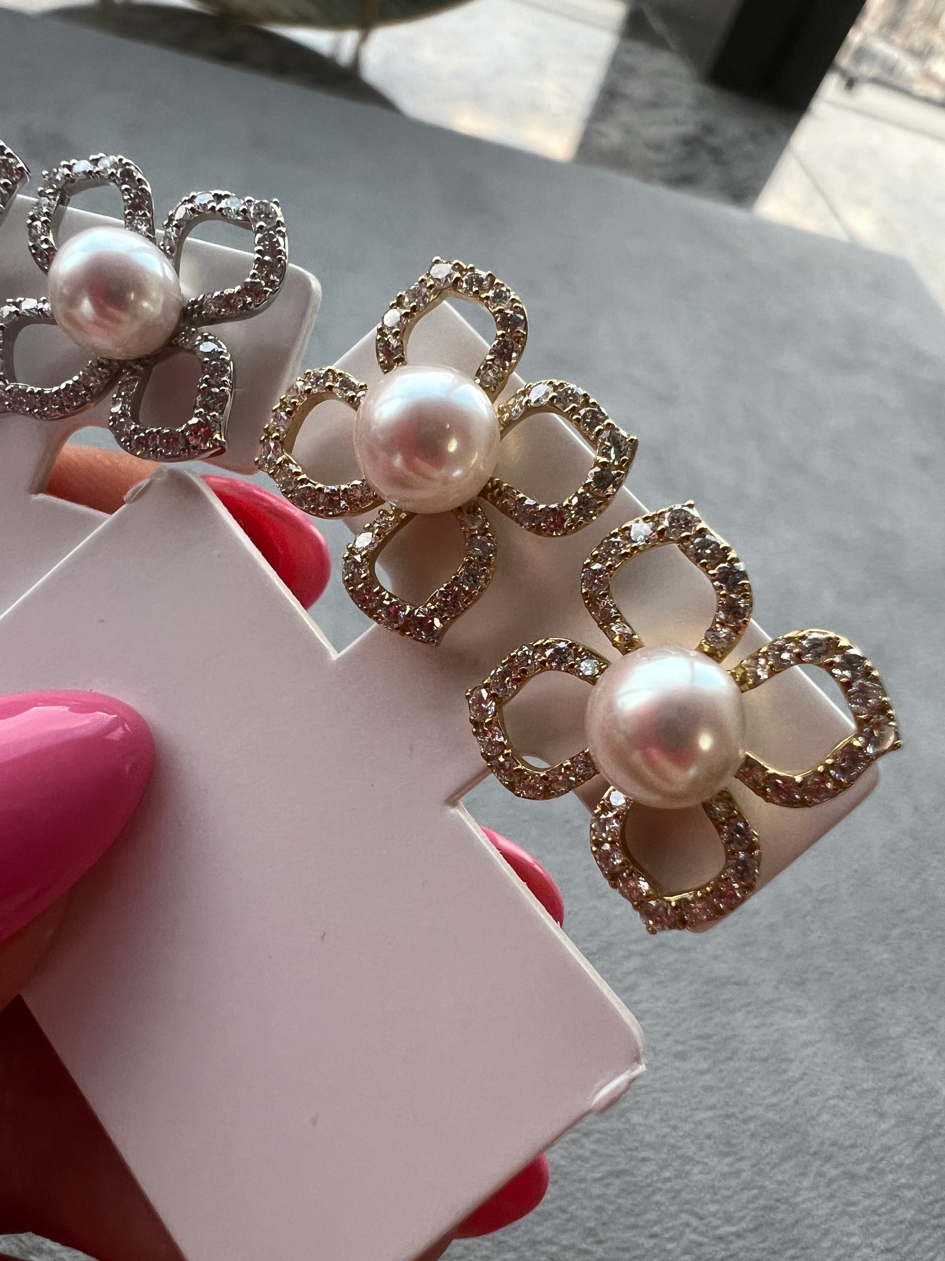 ハナミズキピアス｜AYAKO SAKURAI（櫻井 彩子（サクライ アヤコ））公式通販サイト