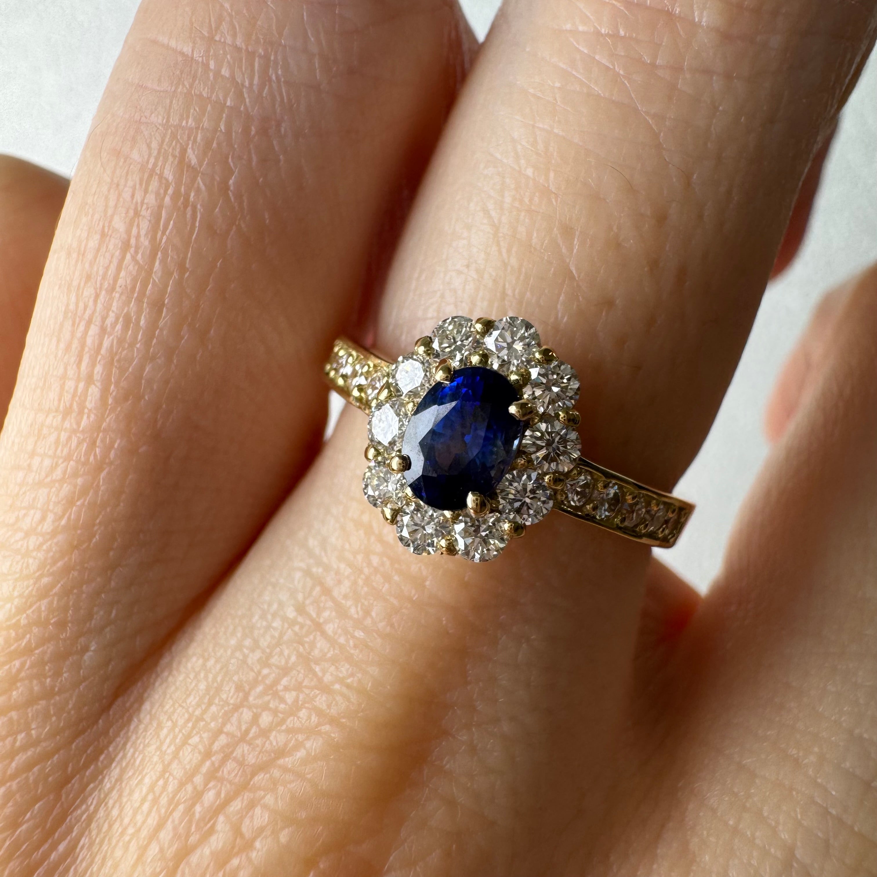 107［一点物］リング ロイヤルブルーサファイア 0.6ct前後 OV K18YG