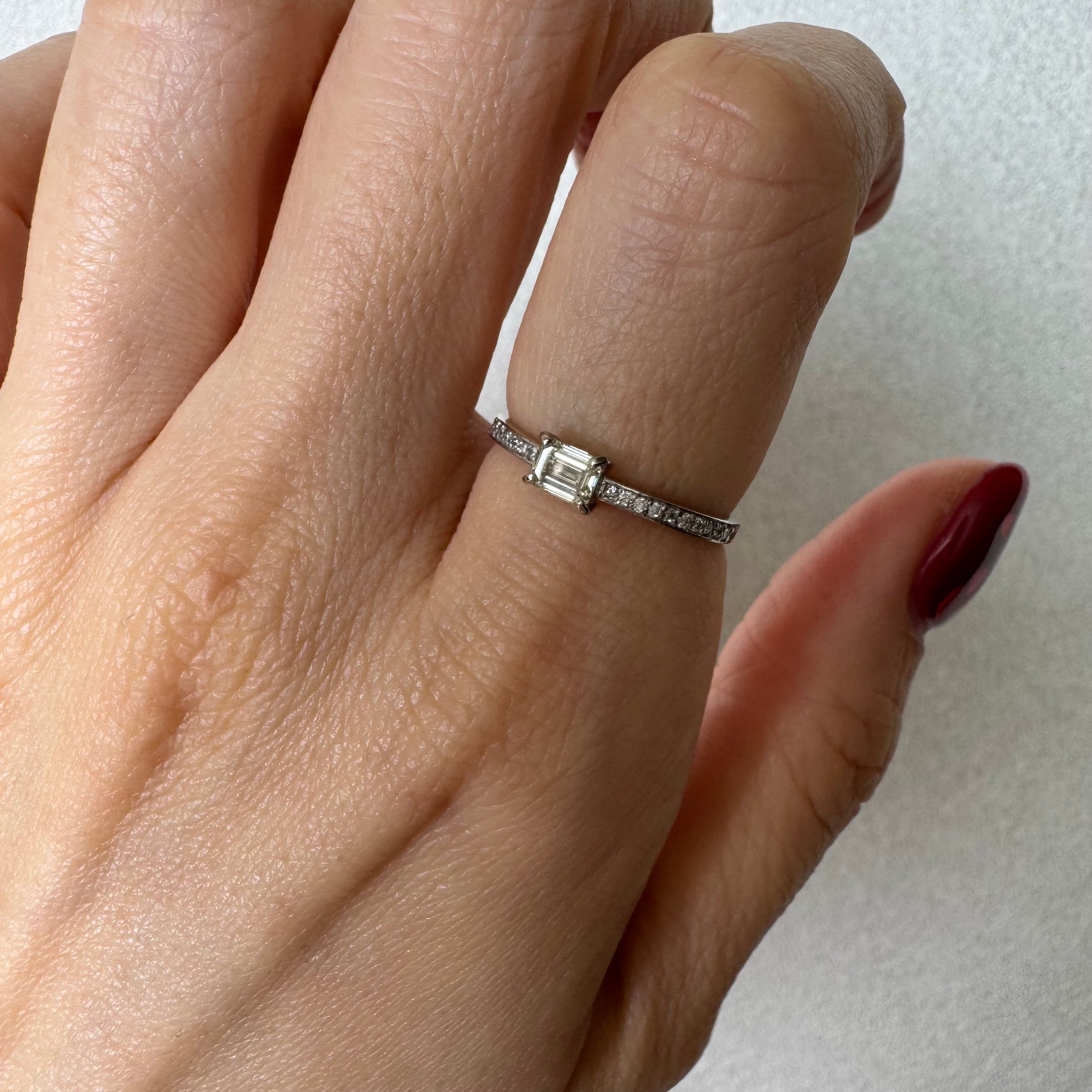 7［一点物］リング ベリーライトイエローダイヤ 0.3ct SQ PT