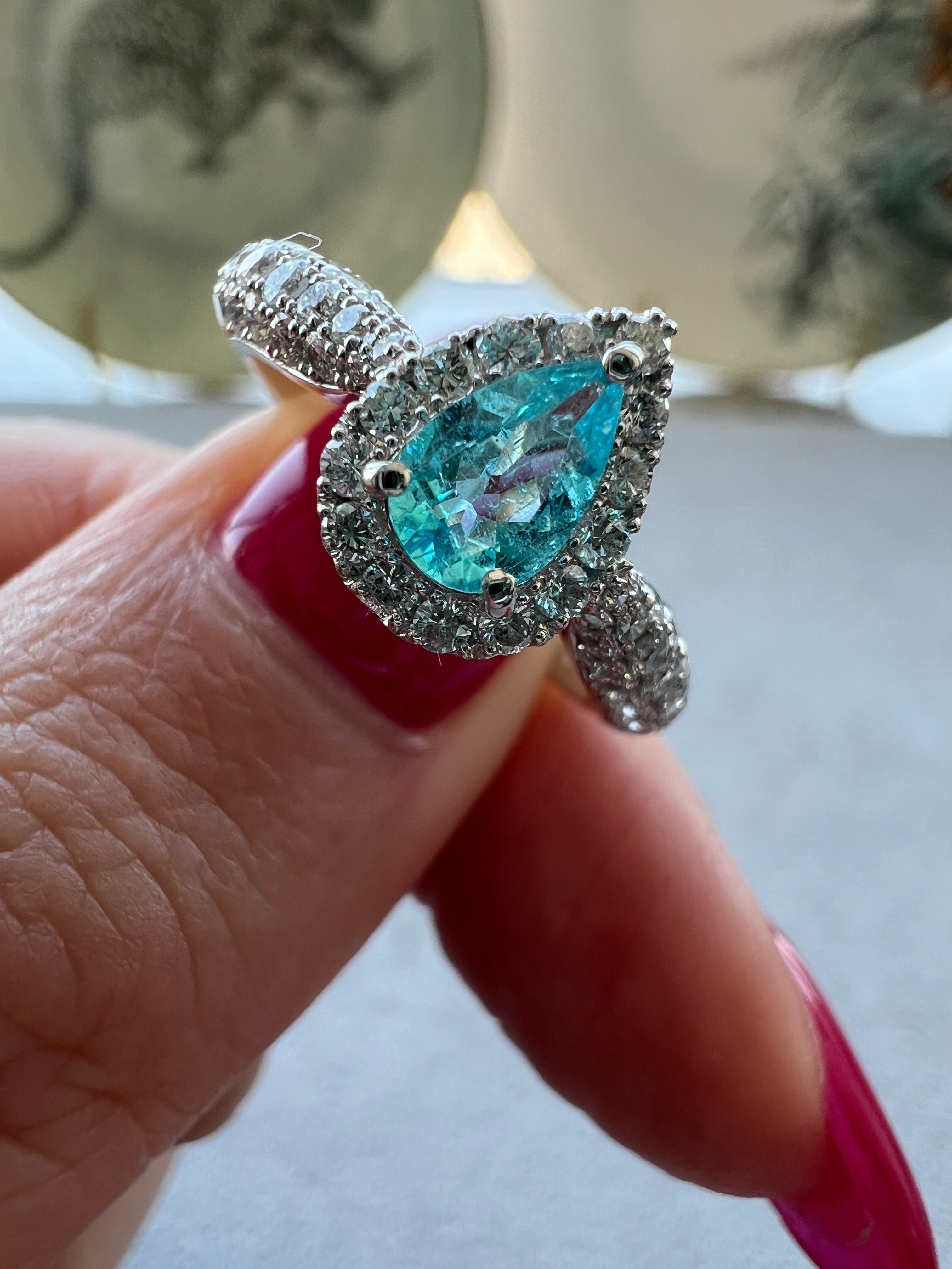 149-特品 パリの小路 パライバ 中石0.38ct前後 PS PT リング〜ブラジル産 GIA 彩子と久美子も欲しい｜AYAKO SAKURAI（櫻井 彩子（サクライ アヤコ））公式通販サイト