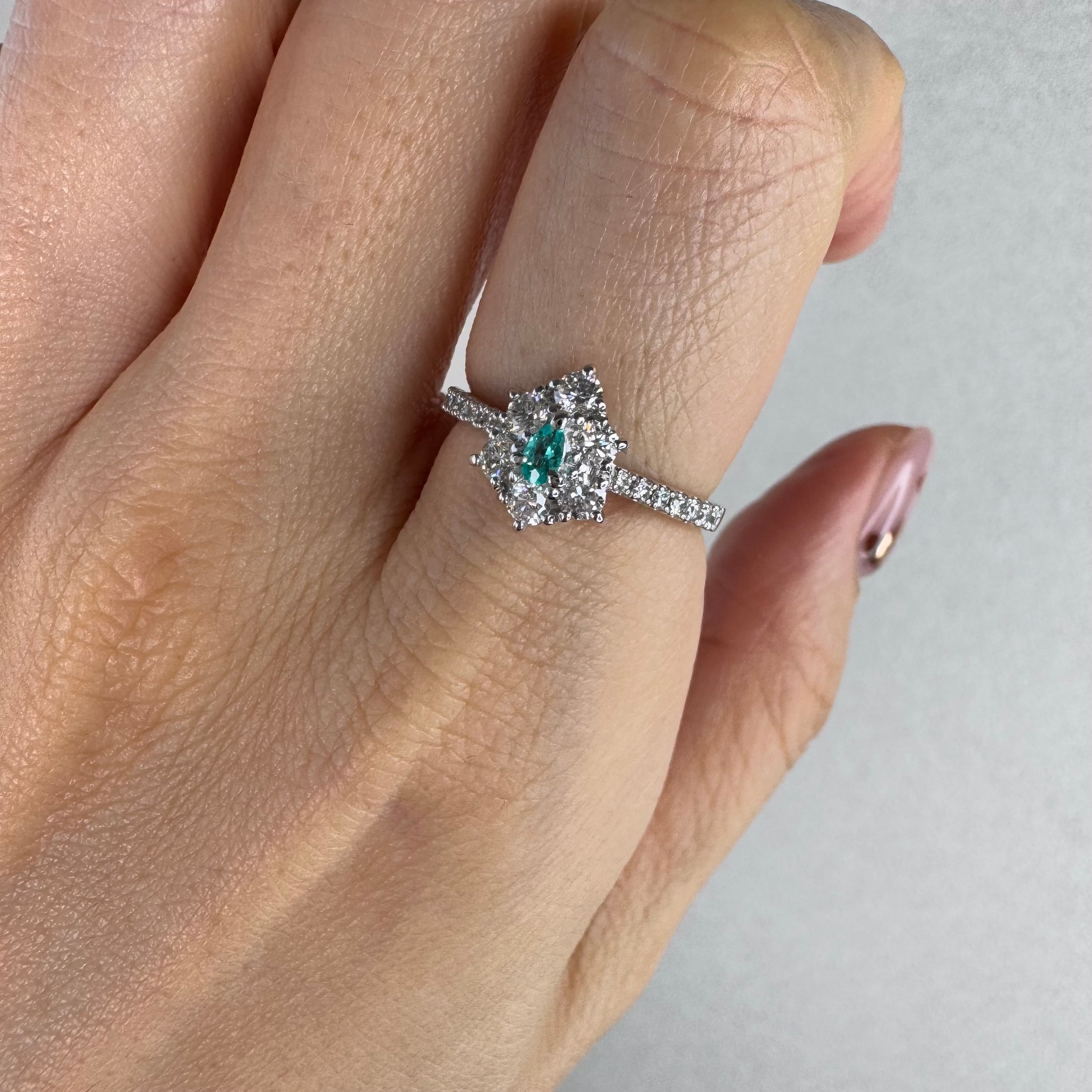 184［一点物］リング  パライバトルマリン 0.05ct PS PT