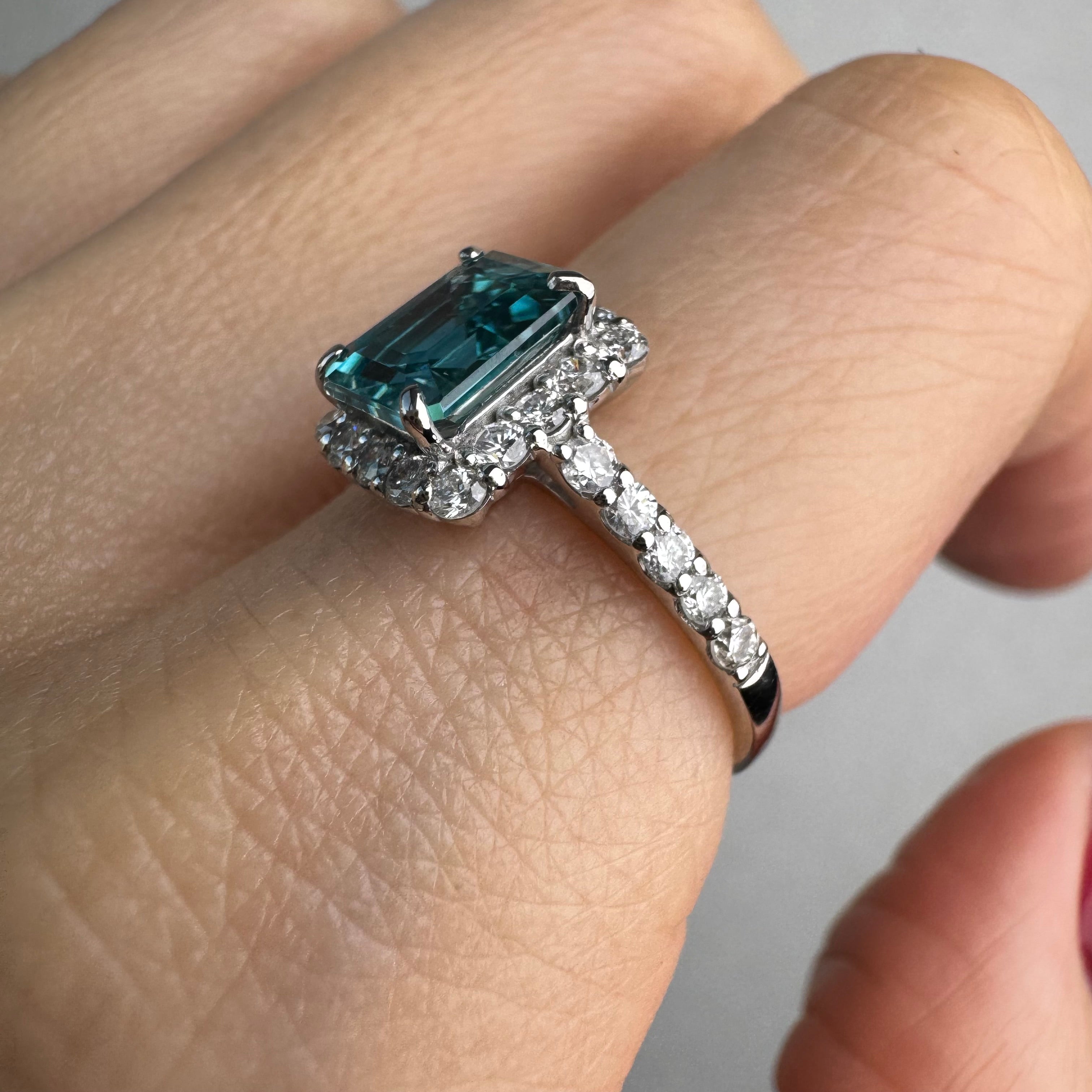 165［一点物］リング ジルコン 2.1ct前後 SQ PT