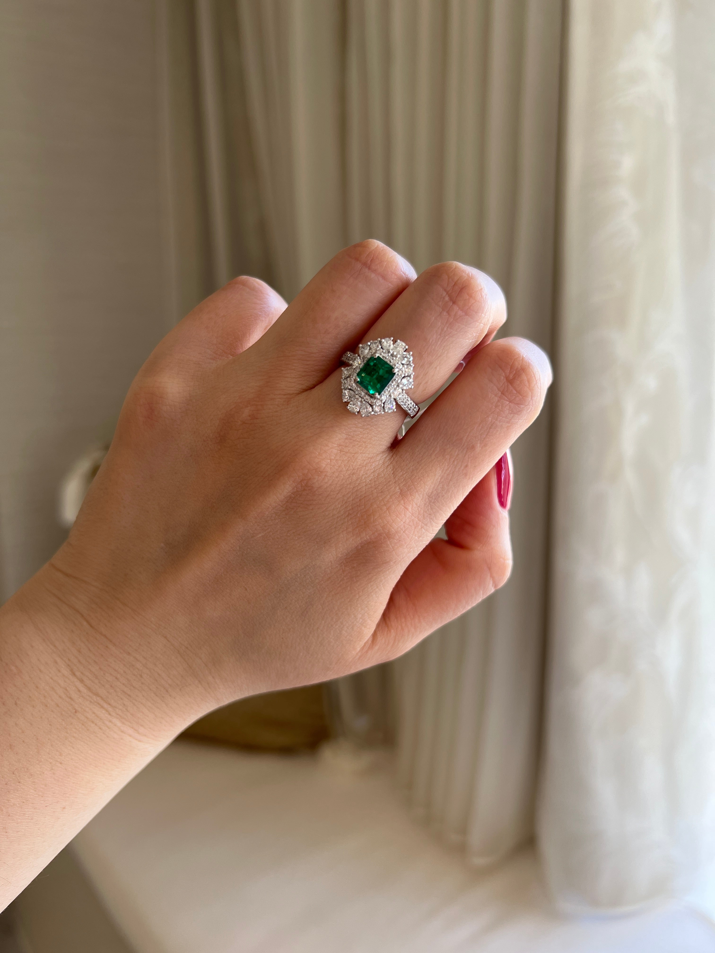 52-超特品 カナリアの夢 エメラルド 中石1.25ct前後 PT EM〜彩子も狙ってます♡完璧なデザイン｜AYAKO SAKURAI（櫻井 彩子（サクライ アヤコ））公式通販サイト