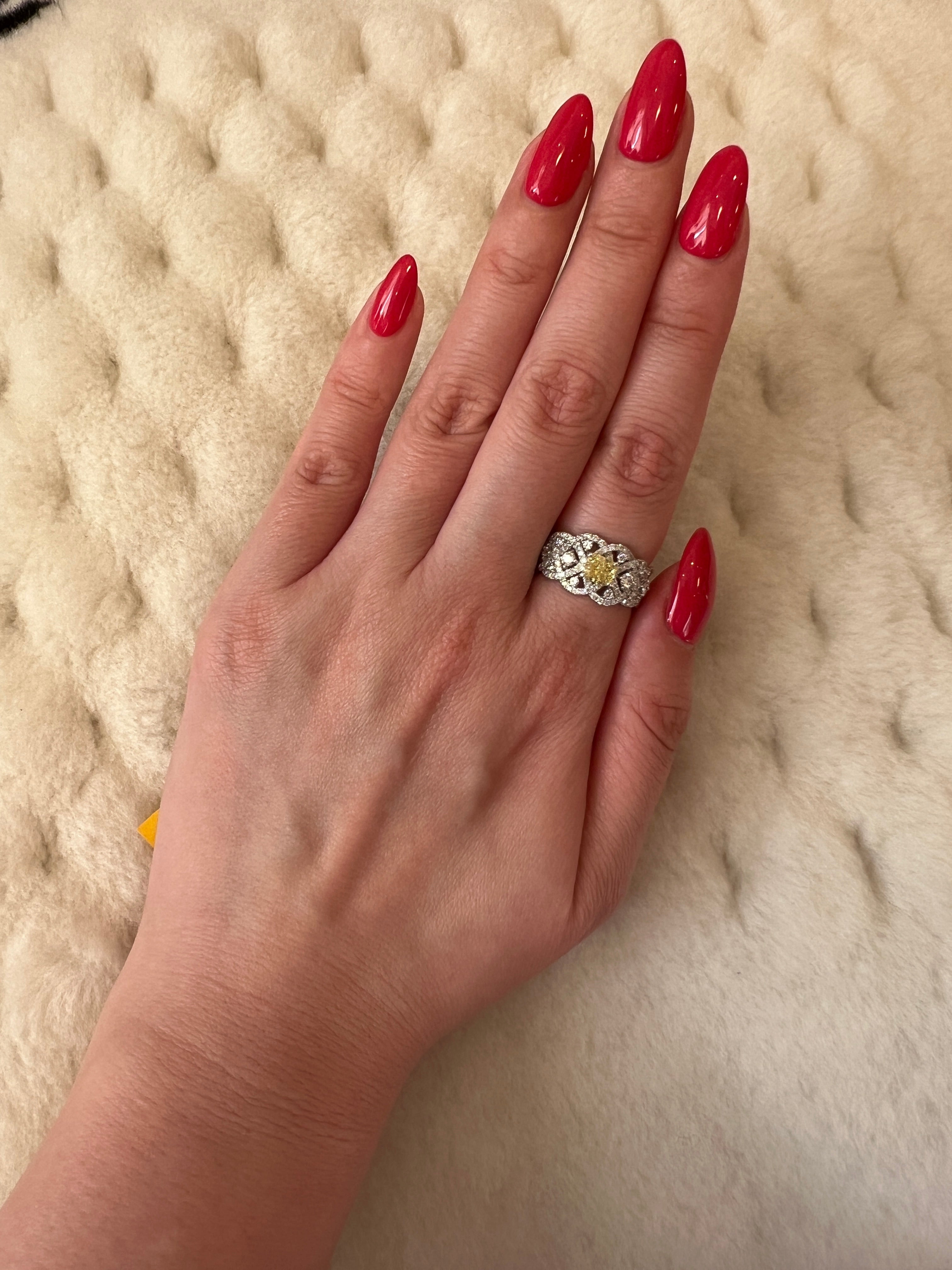 10-アマンチ 中石0.7ct SQ PTリング〜Fancy intense yellow｜AYAKO SAKURAI（櫻井 彩子（サクライ アヤコ））公式通販サイト