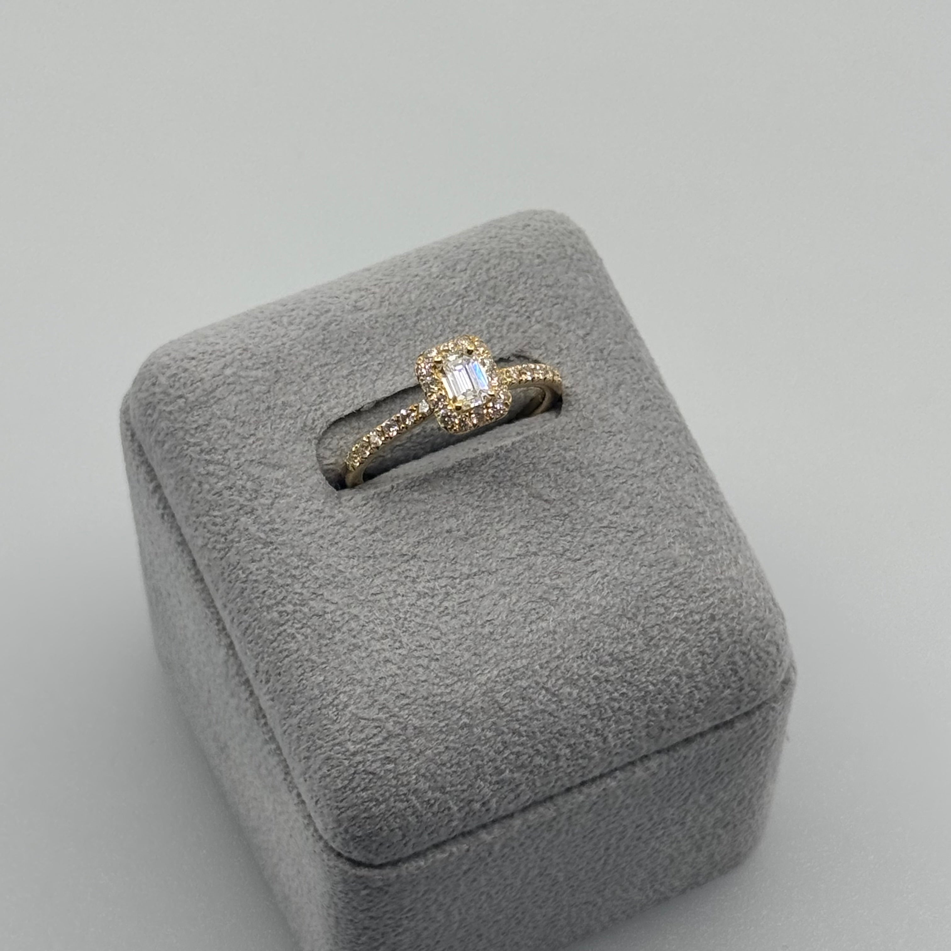 26［一点物/オルコス］リング ダイヤ 0.3ct EM角 K18YG K18PG