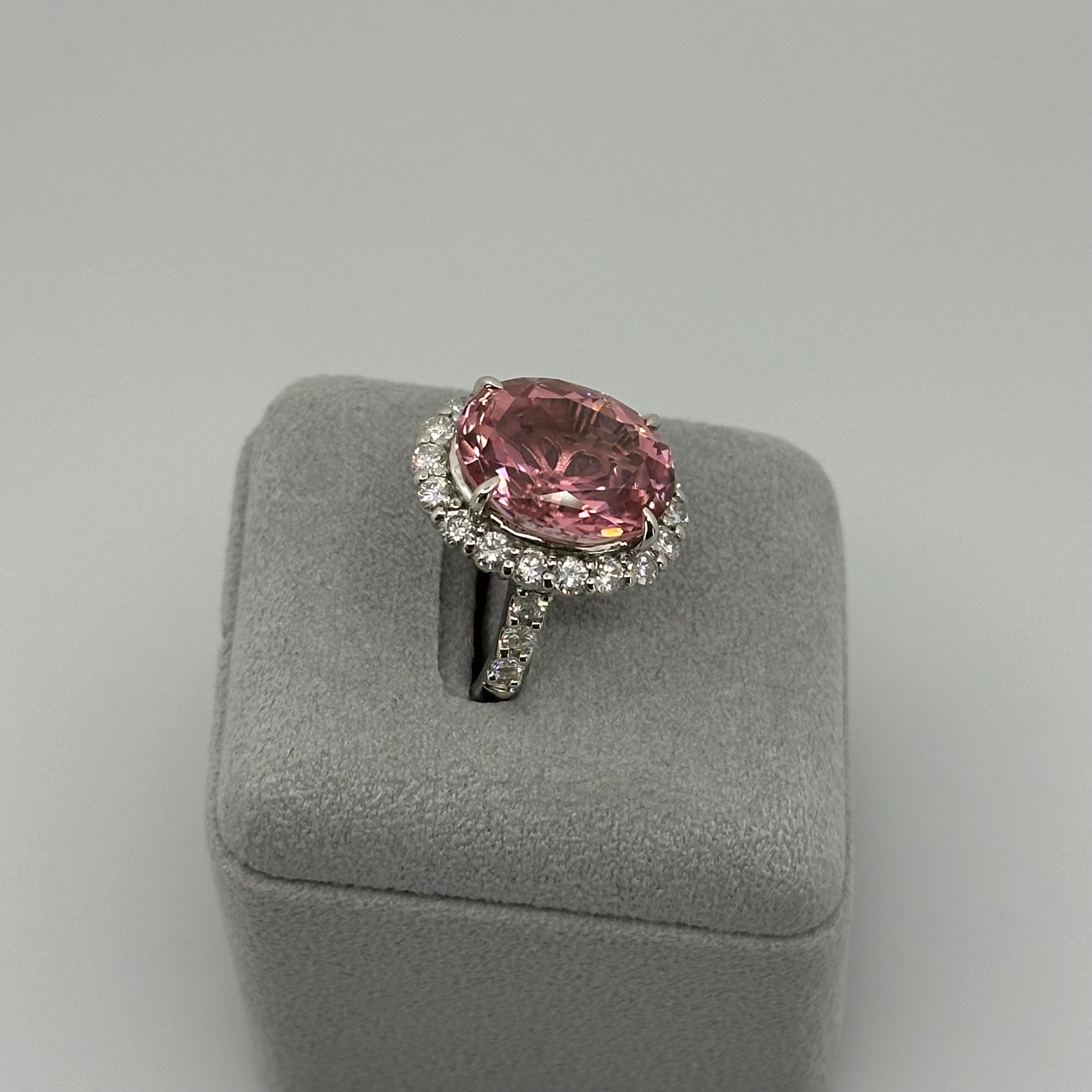 ［一点物］リング ピンクトルマリン 13ct OV PT