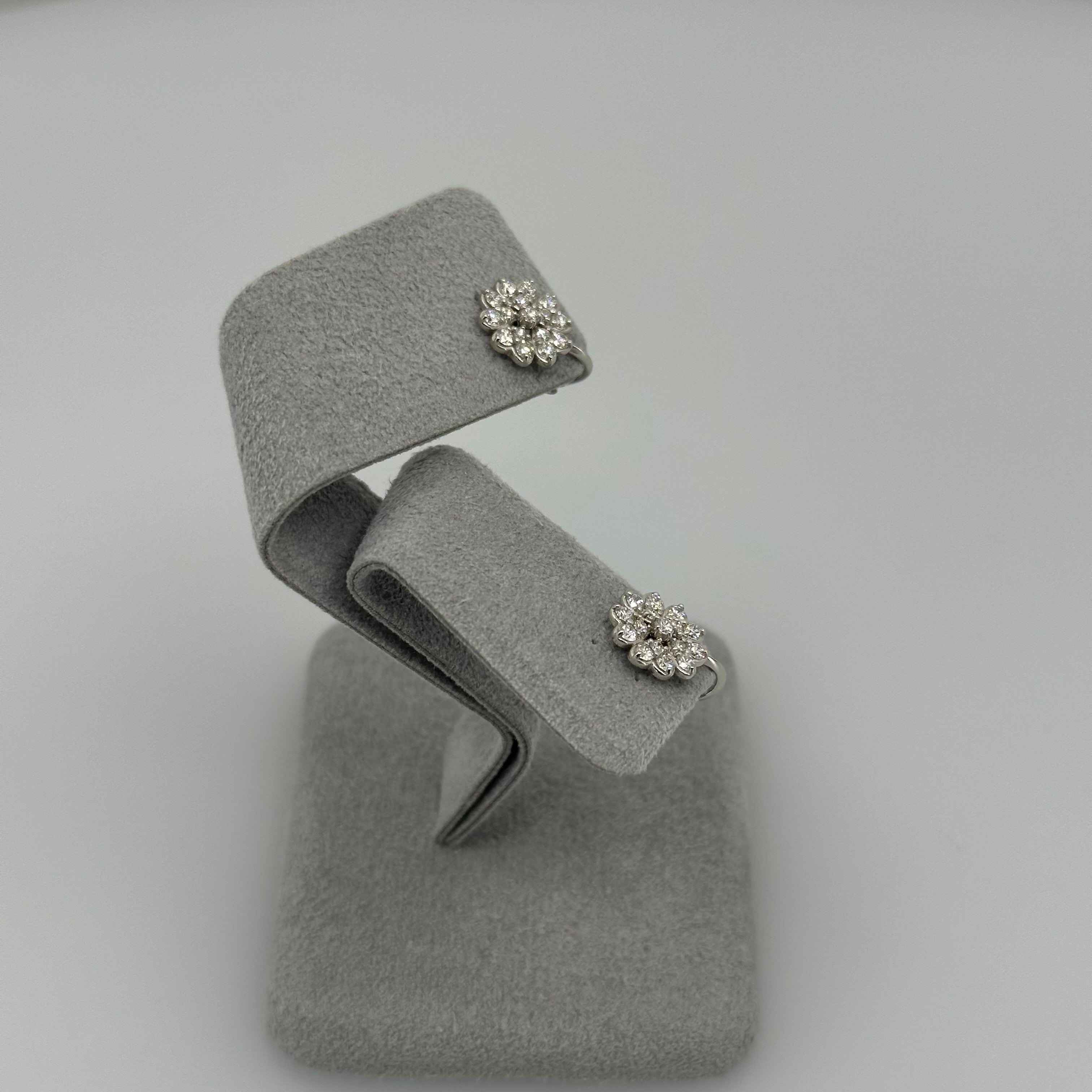 ［桜草の恋］ピアス ダイヤ