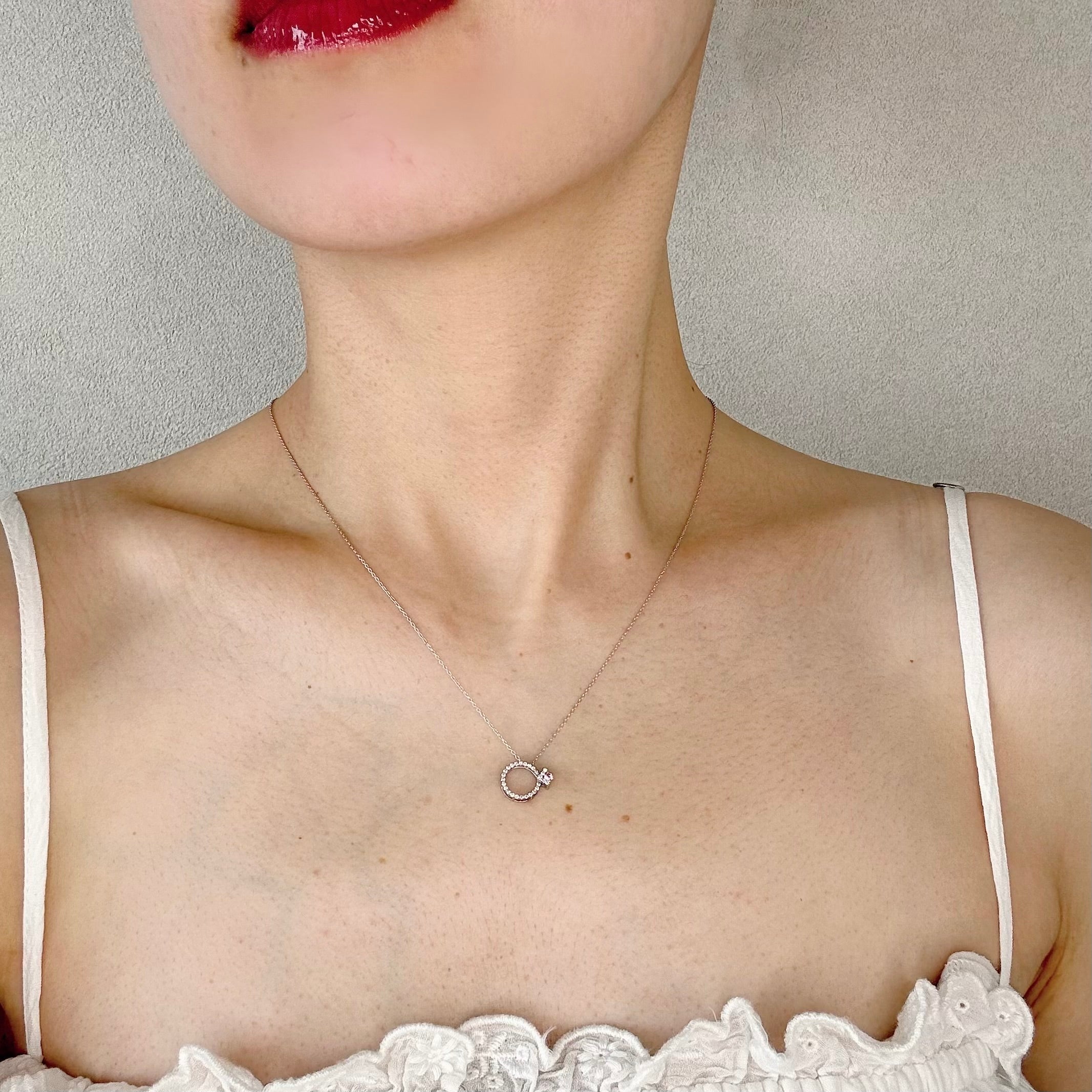 ［ラリオンス］ネックレス