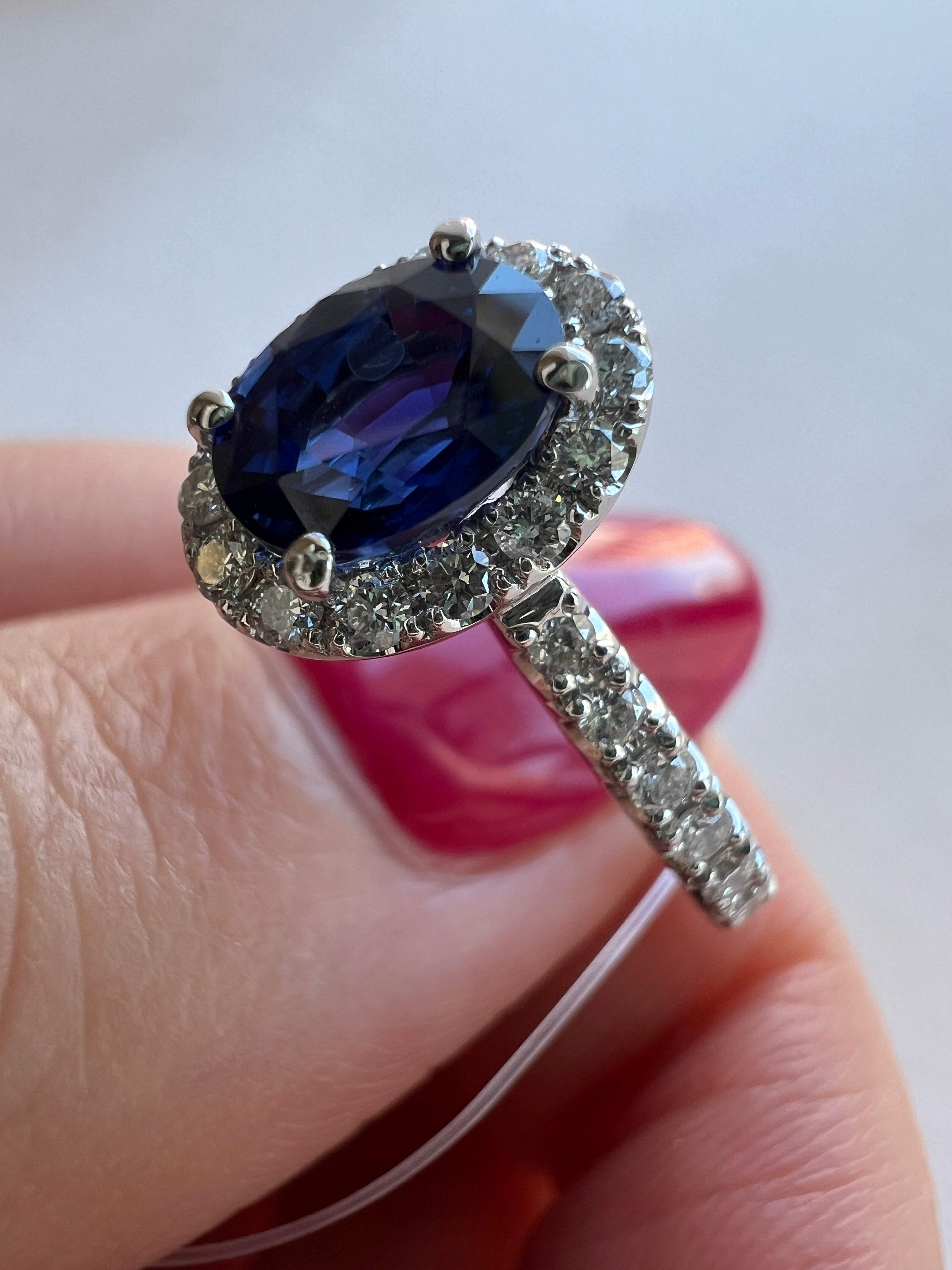 109-サフィール ブルーサファイア 中石1.3ct前後 PT OV リング 〜ロイヤルブルーサファイア リングAIGS｜AYAKO SAKURAI（櫻井 彩子（サクライ アヤコ））公式通販サイト