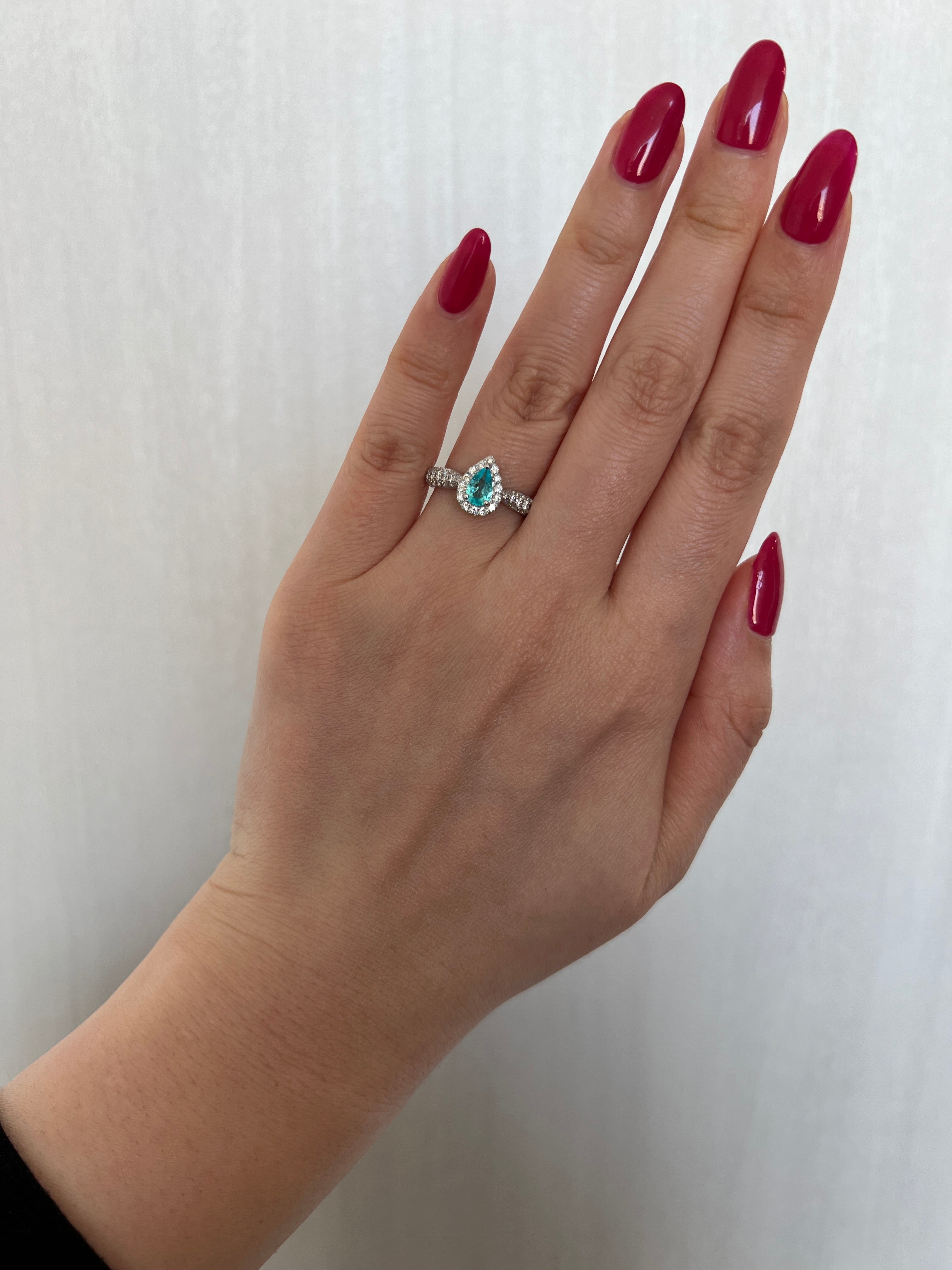 149-特品 パリの小路 パライバ 中石0.38ct前後 PS PT リング〜ブラジル産 GIA 彩子と久美子も欲しい｜AYAKO SAKURAI（櫻井 彩子（サクライ アヤコ））公式通販サイト