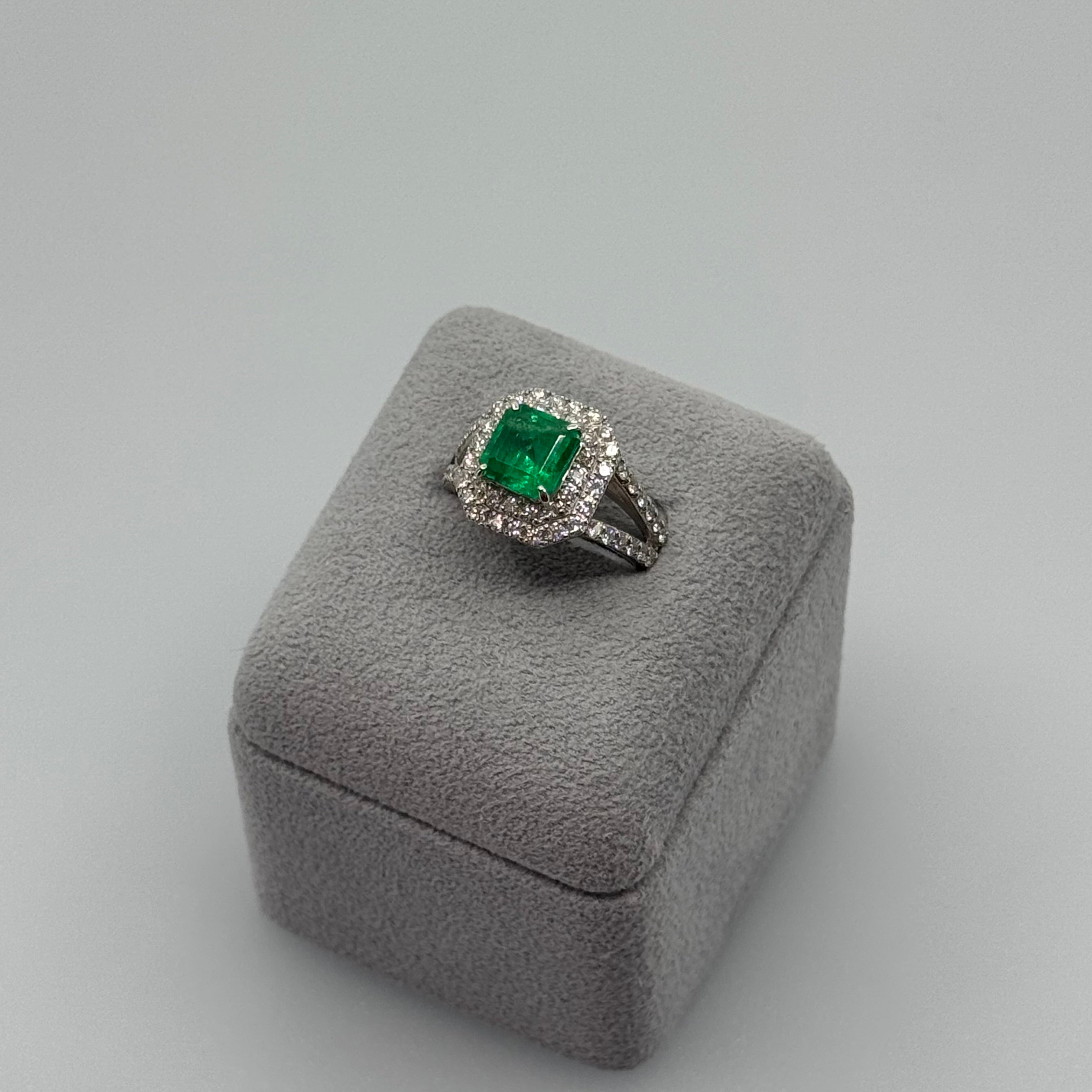 68［一点物］リング エメラルド 2.3ct SQ PT