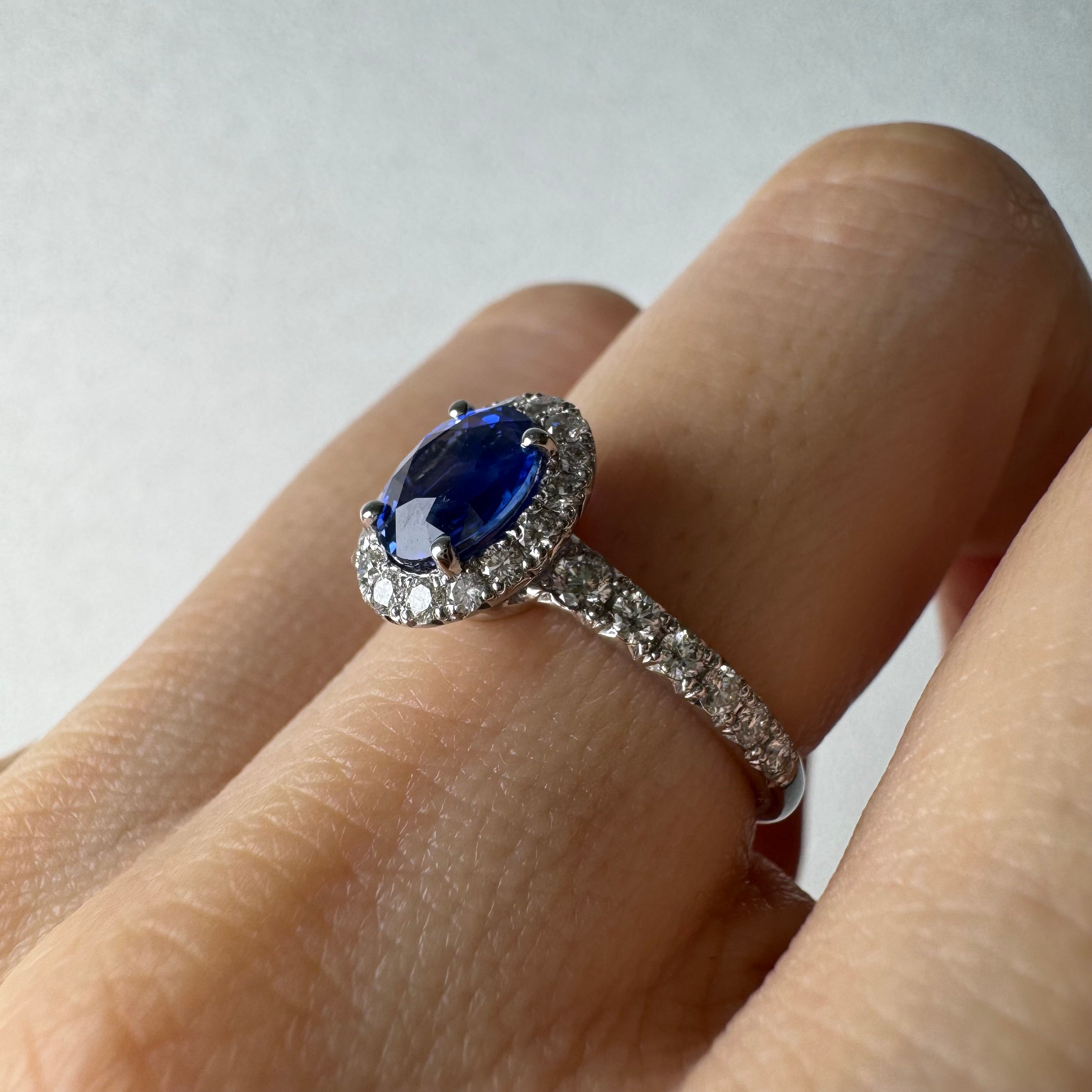 109［一点物］リング ブルーサファイア 1.4ct前後 OV PT