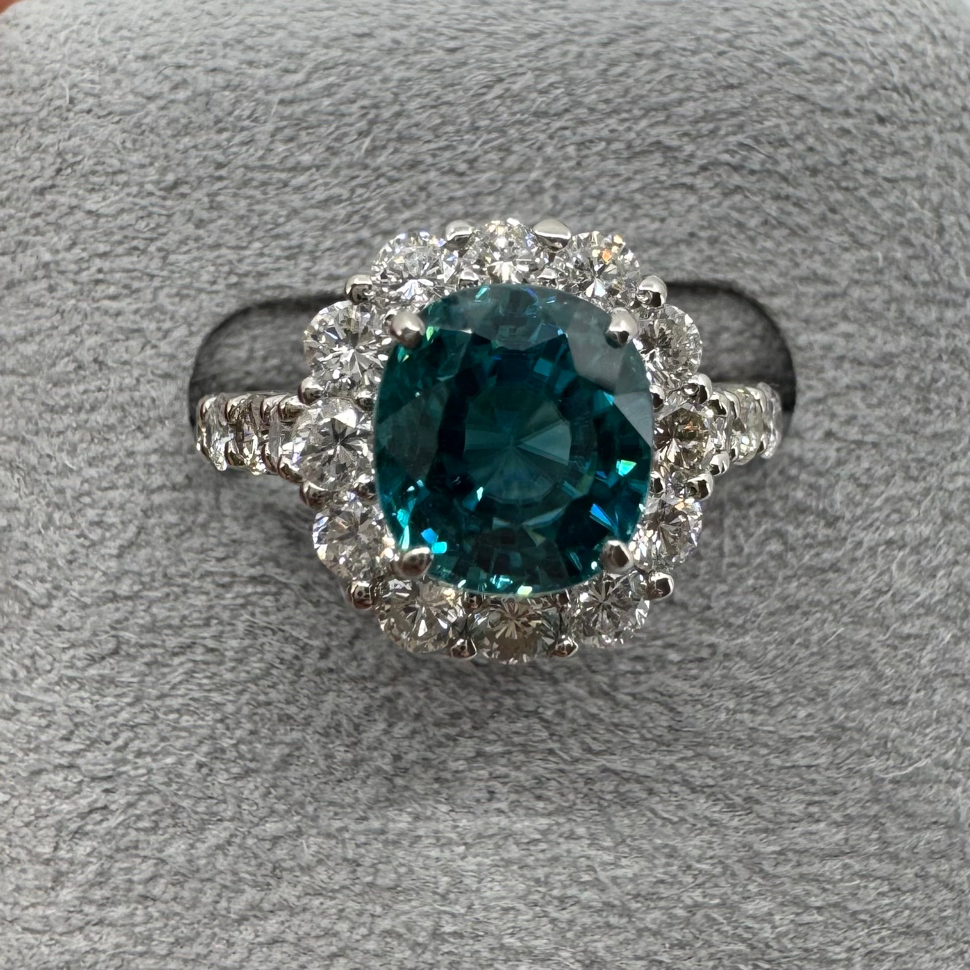 167［一点物］リング ジルコン 4.4ct前後 OV PT