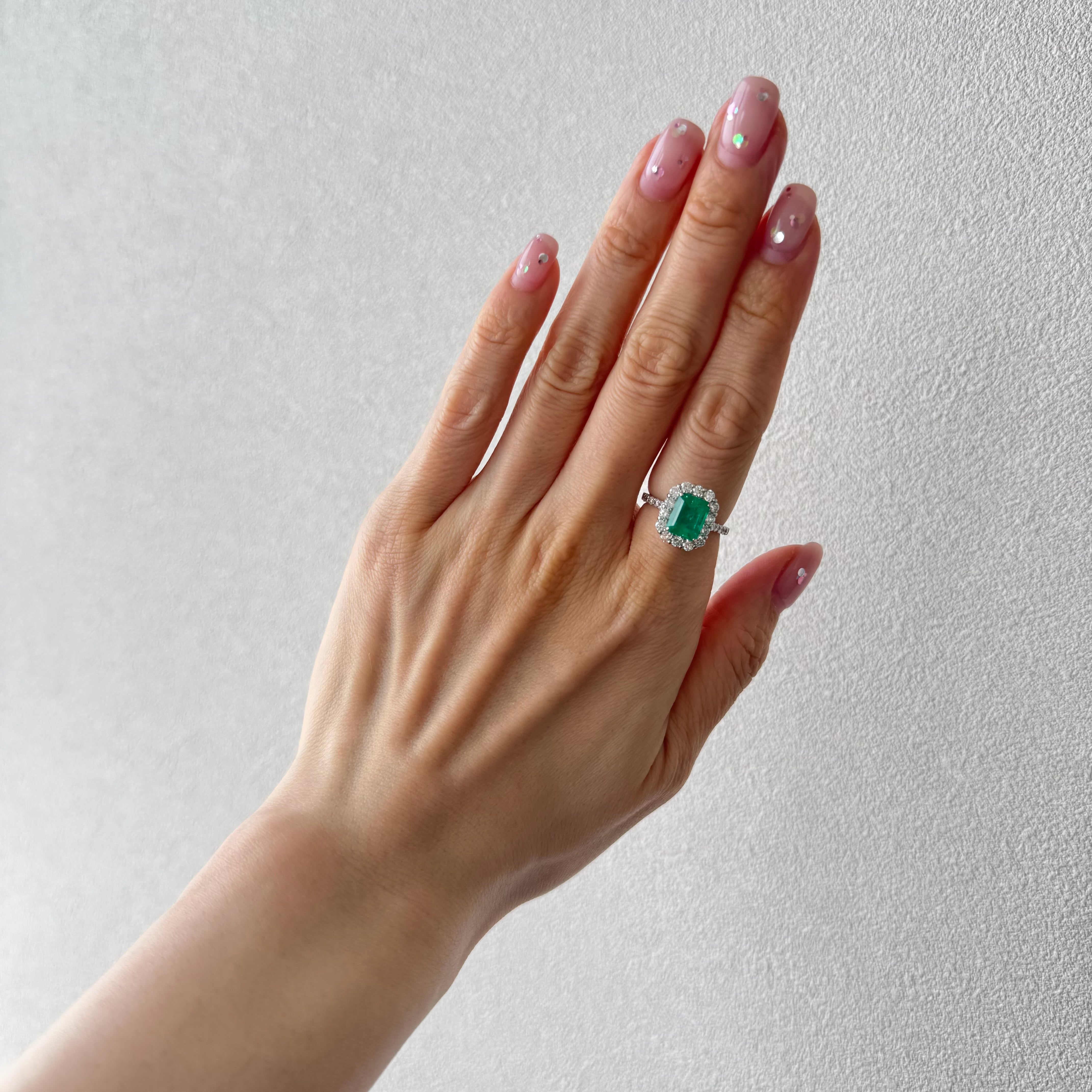 16［一点物］リング エメラルド 2.4ct SQ PT