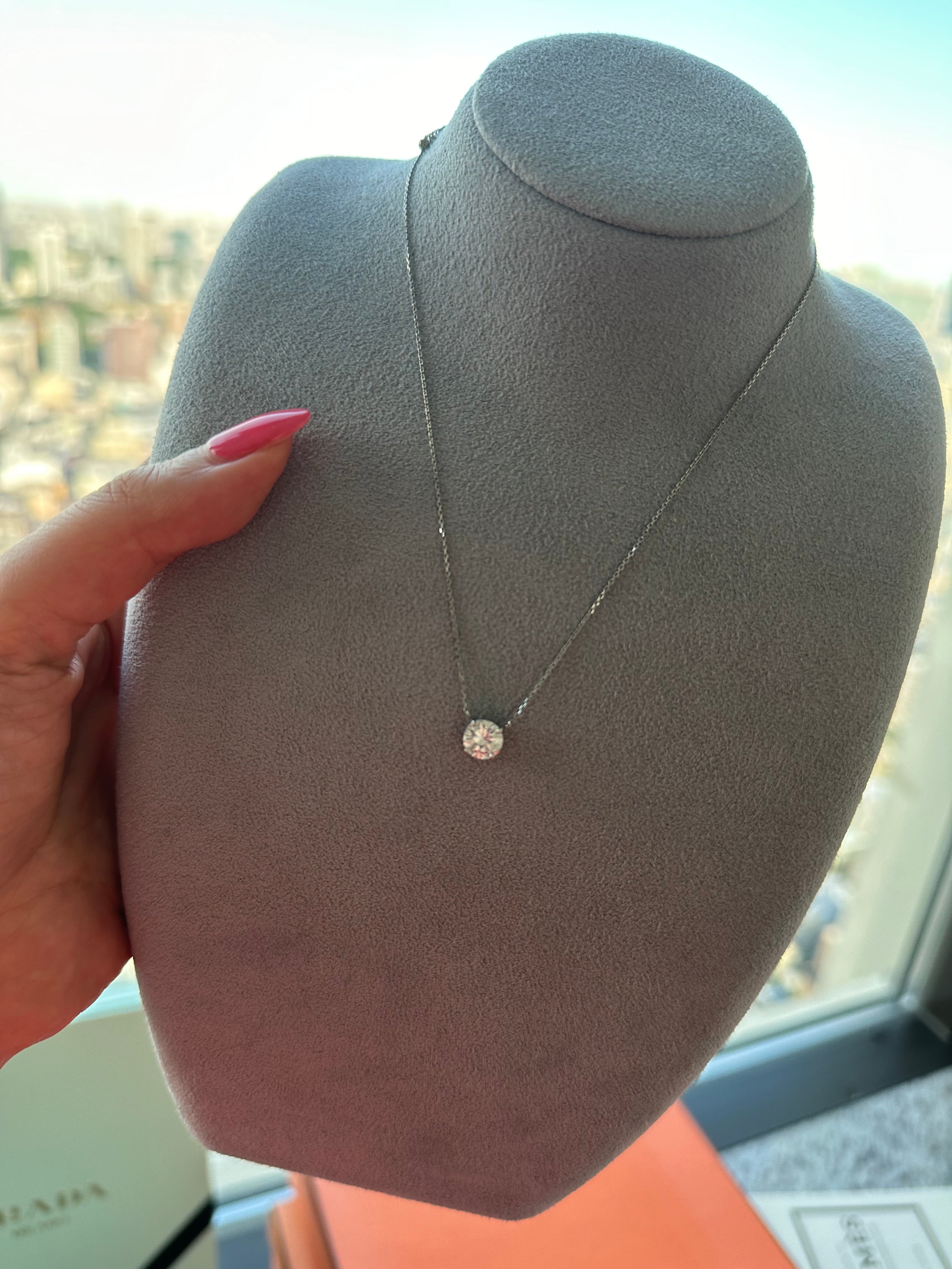 ［貴女の相棒］ネックレス ダイヤ