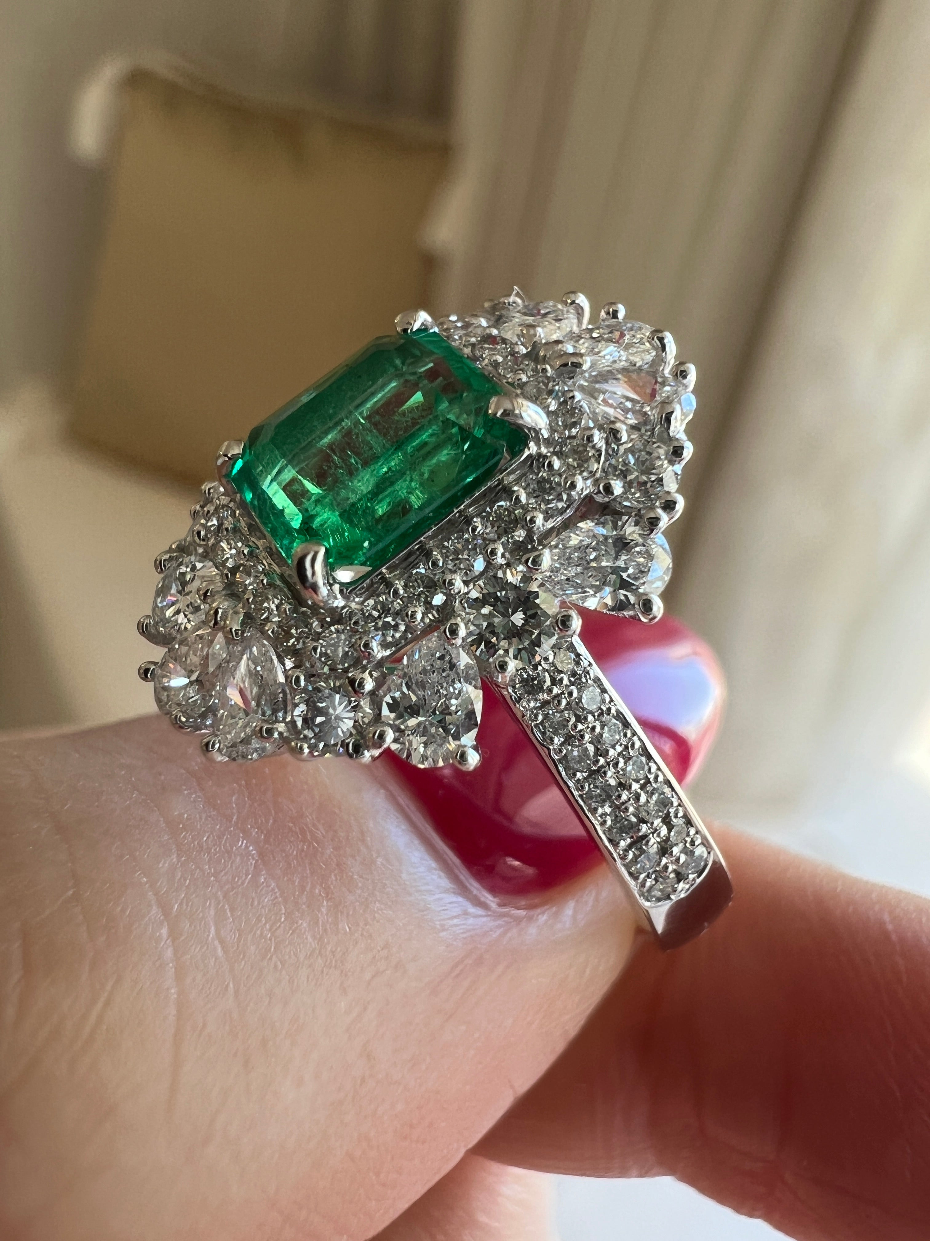 52-超特品 カナリアの夢 エメラルド 中石1.25ct前後 PT EM〜彩子も狙ってます♡完璧なデザイン｜AYAKO SAKURAI（櫻井 彩子（サクライ アヤコ））公式通販サイト