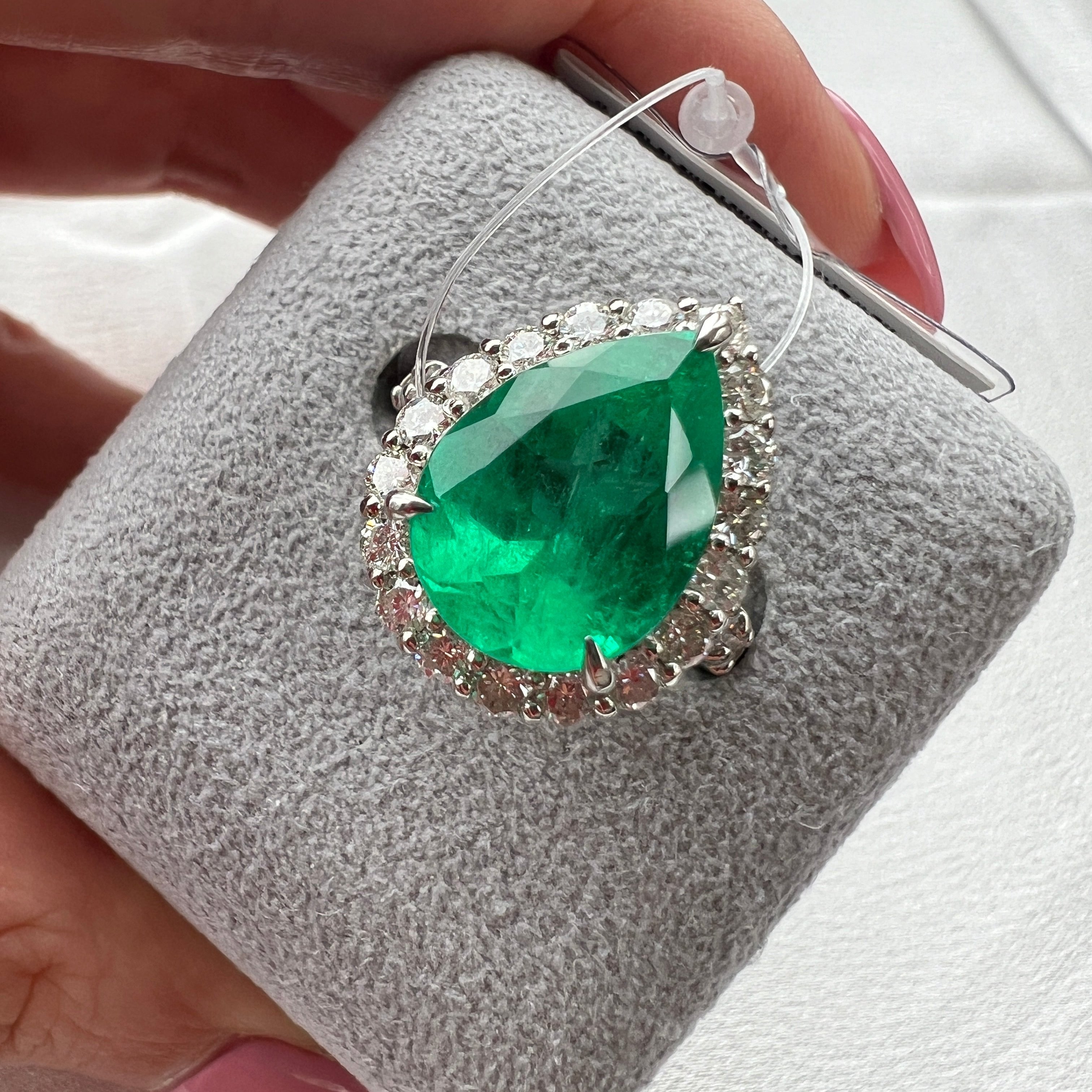 エメラルド 中石4.9ct PS PTリング｜AYAKO SAKURAI（櫻井 彩子（サクライ アヤコ））公式通販サイト