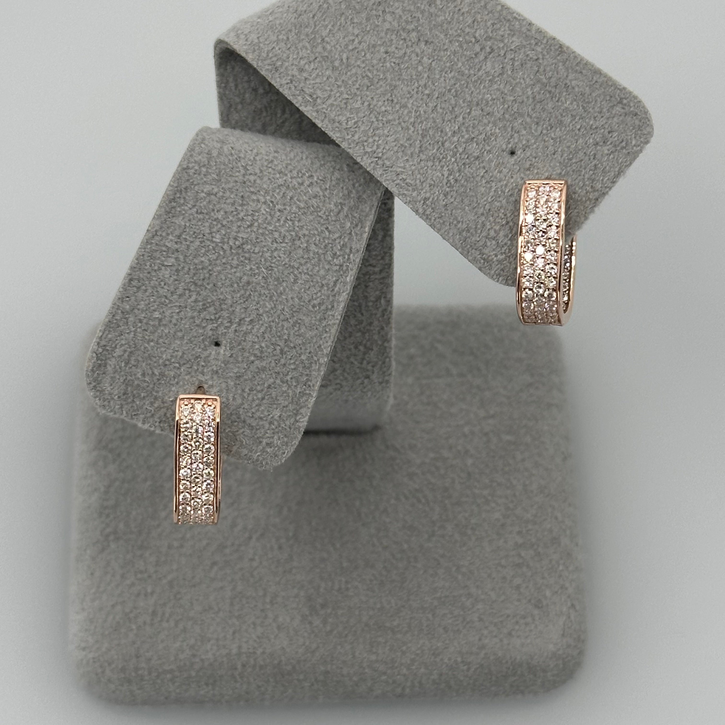 ［プレシャス］ ダイヤモンドフープピアス