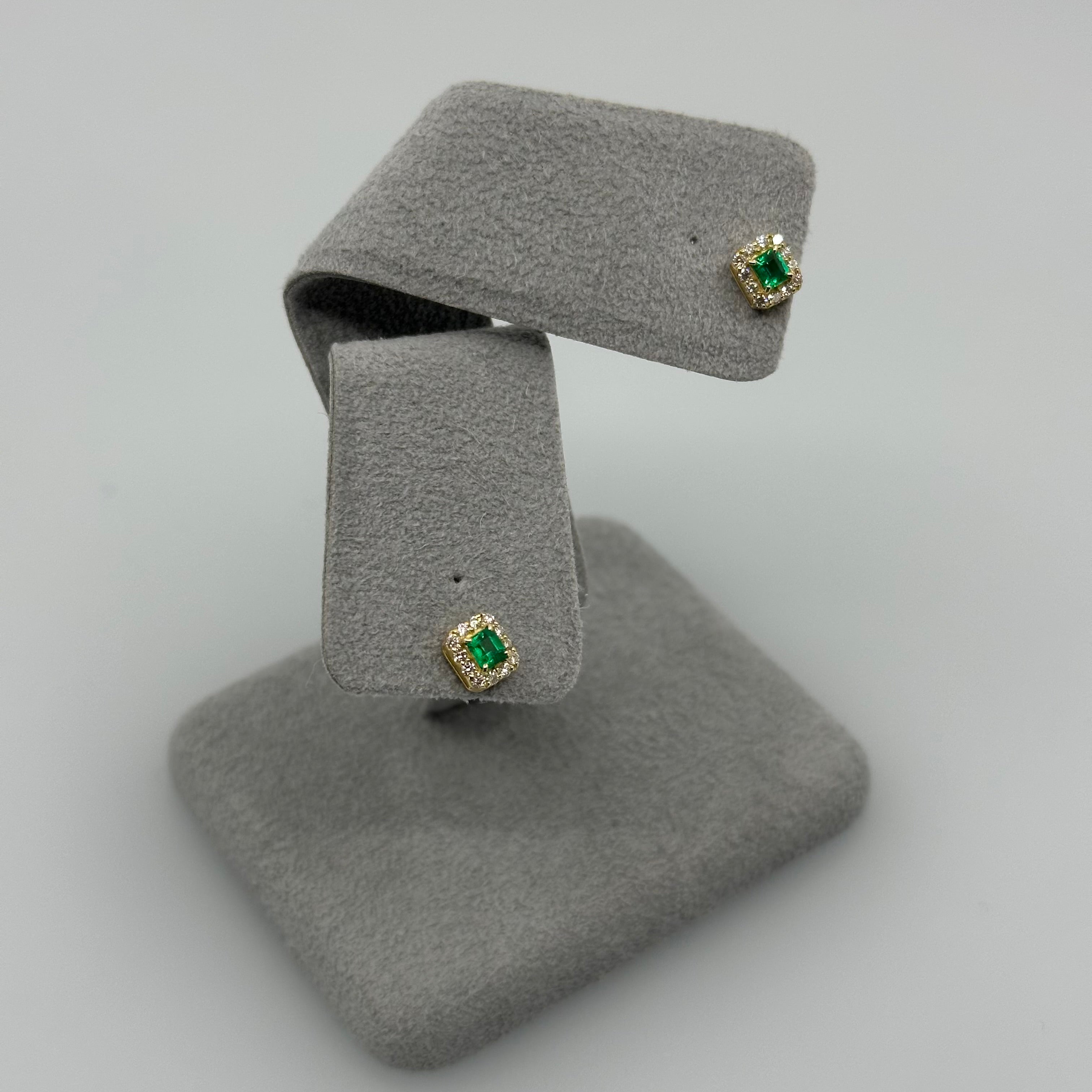 306［一点物］ピアス エメラルド 0.1ct×2 SQ