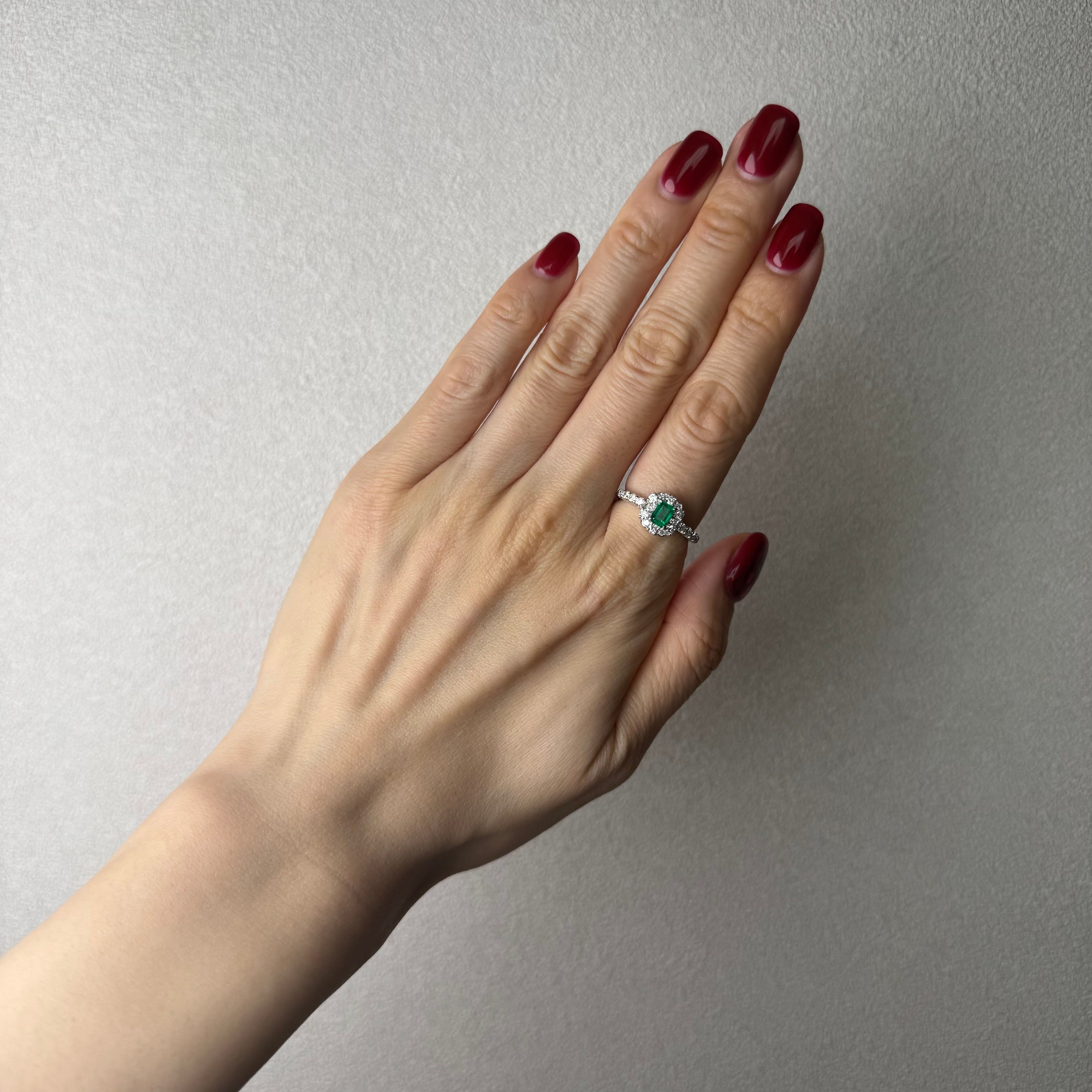 52［一点物/マノン］リング エメラルド 0.3ct前後 SQ PT