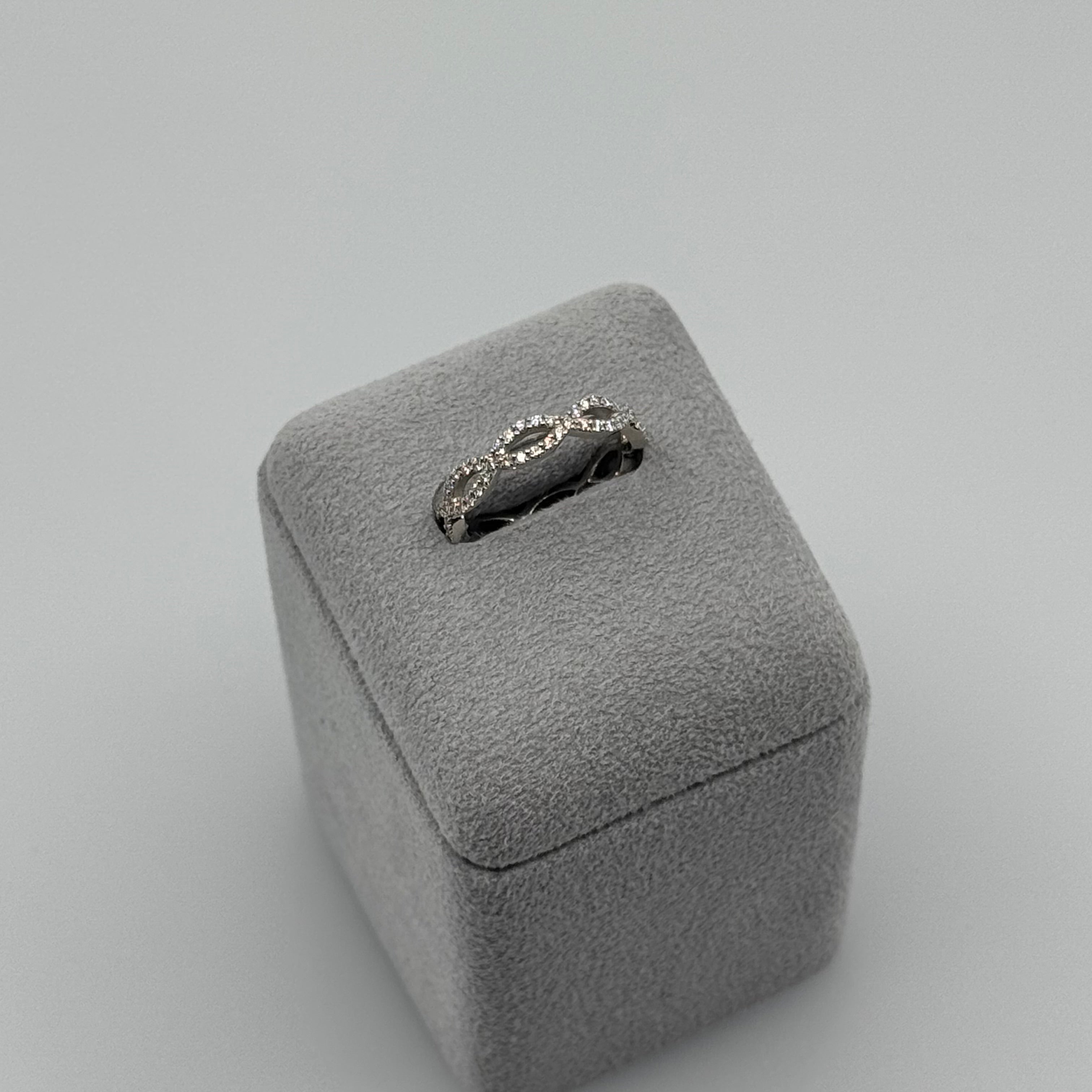 ［アポトラ］リング ダイヤ