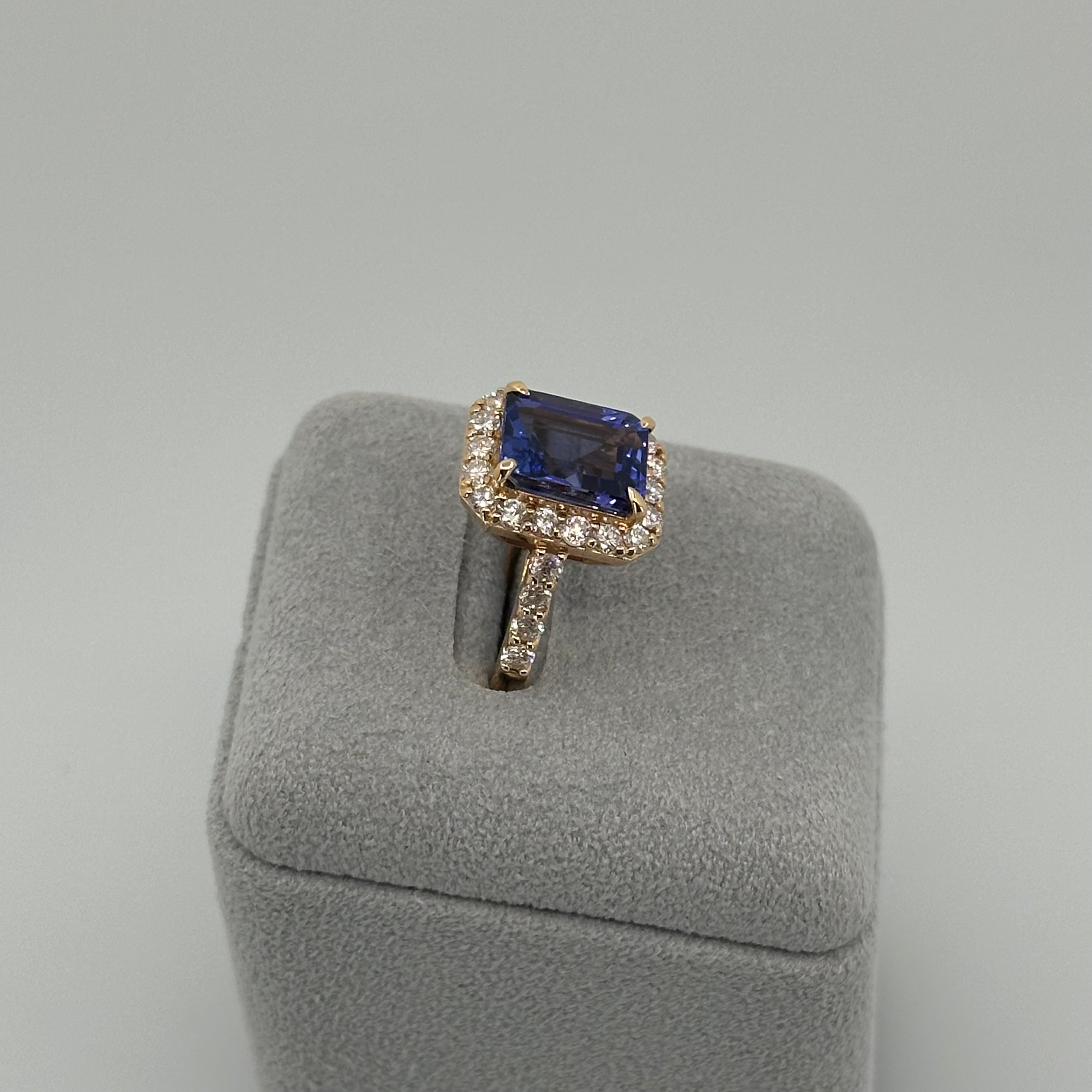 ［一点物］リング  タンザナイト  4.8ct  EM PG