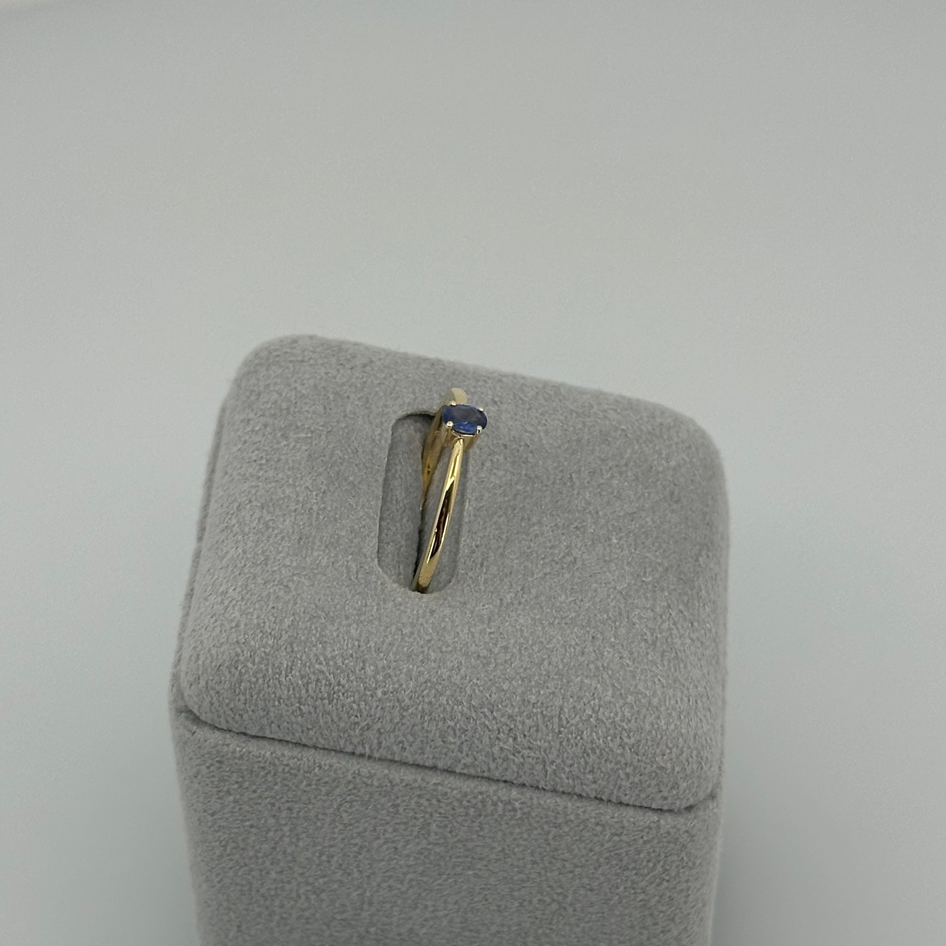 ［一点物］リング ブルー 非加熱 サファイア 0.19ct OV PT /YG