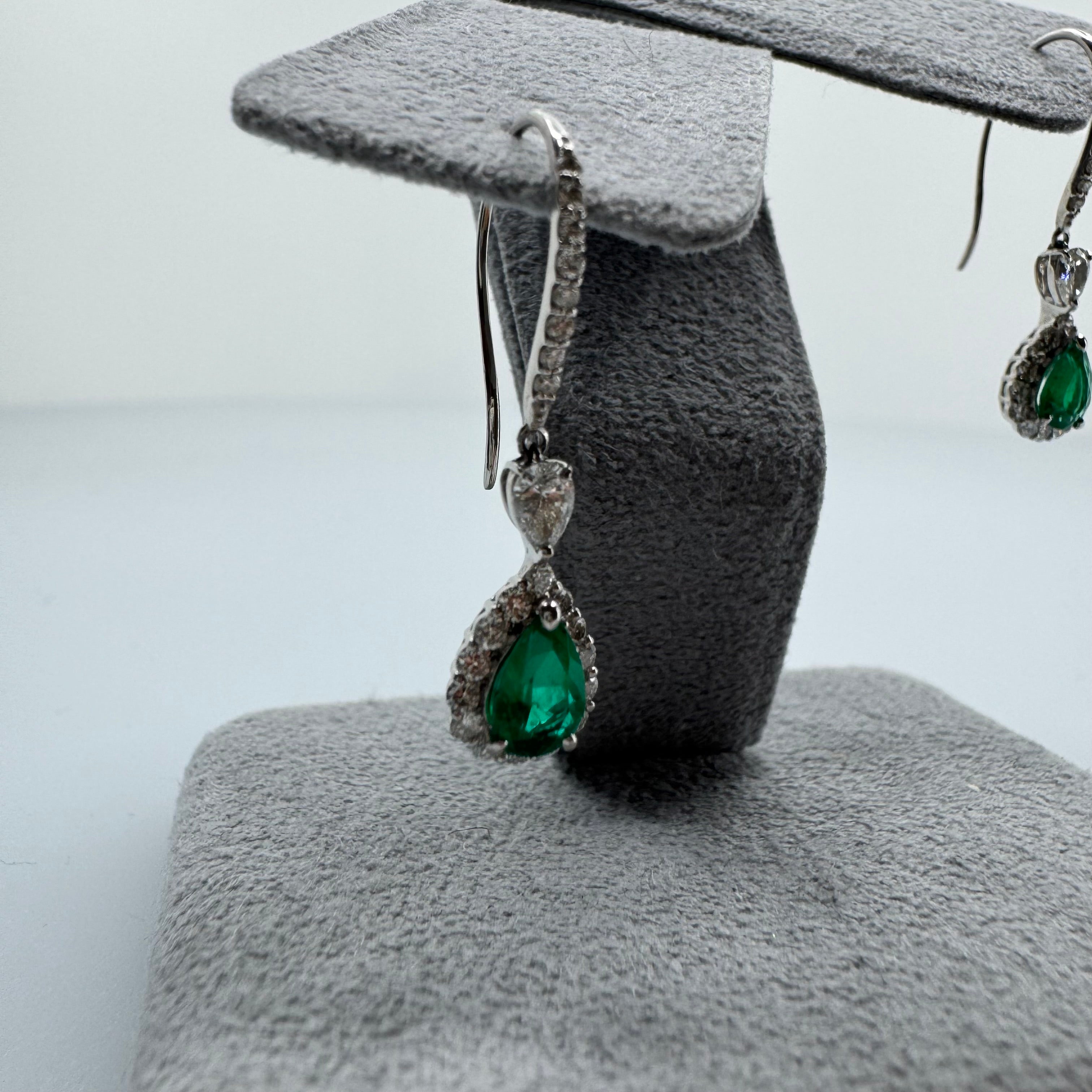 34［一点物］ピアス エメラルド 0.3ct×2 PS PT