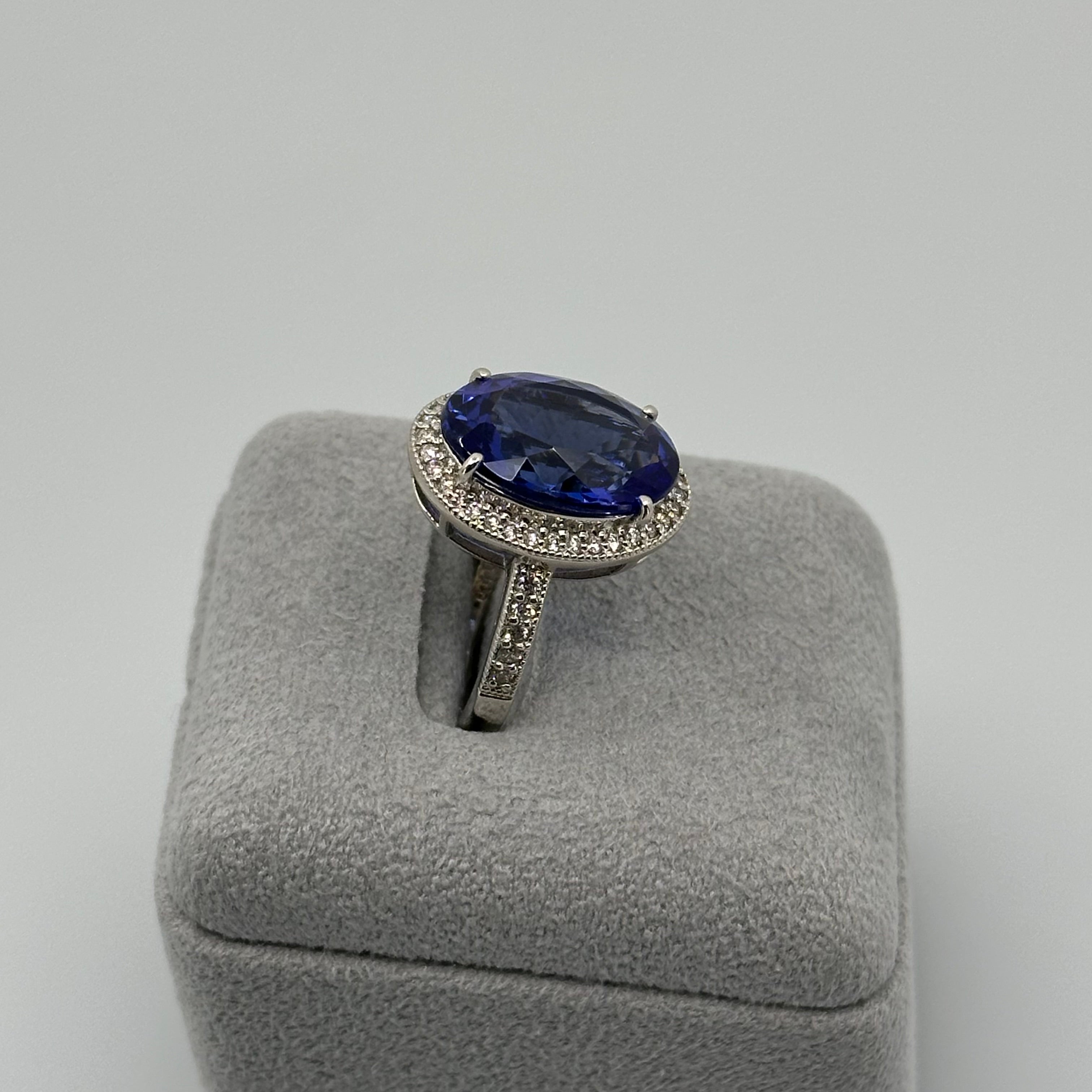 ［一点物/ローラ］リング タンザナイト 8.2ct OV PT