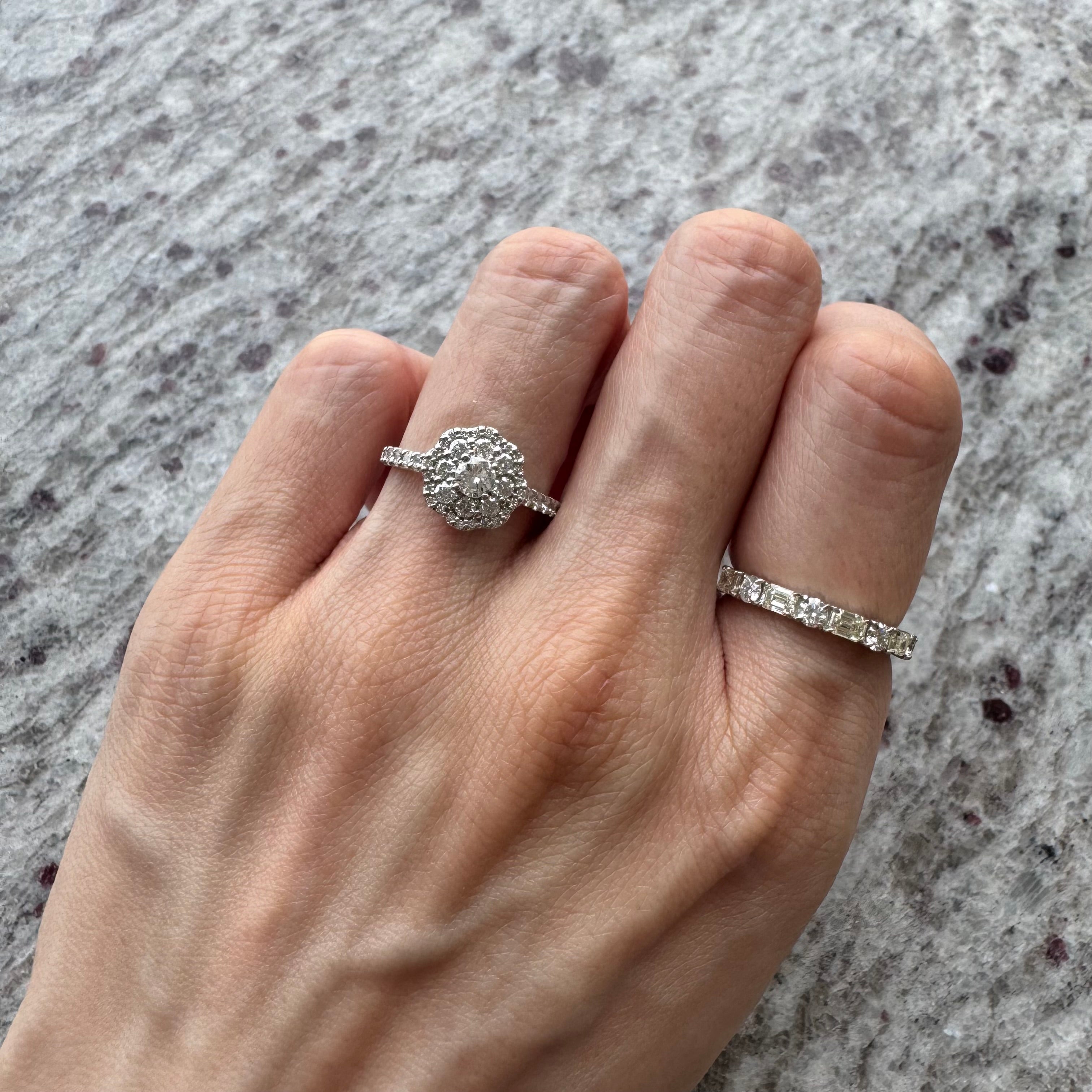 ［アネモネ］リング ダイヤ