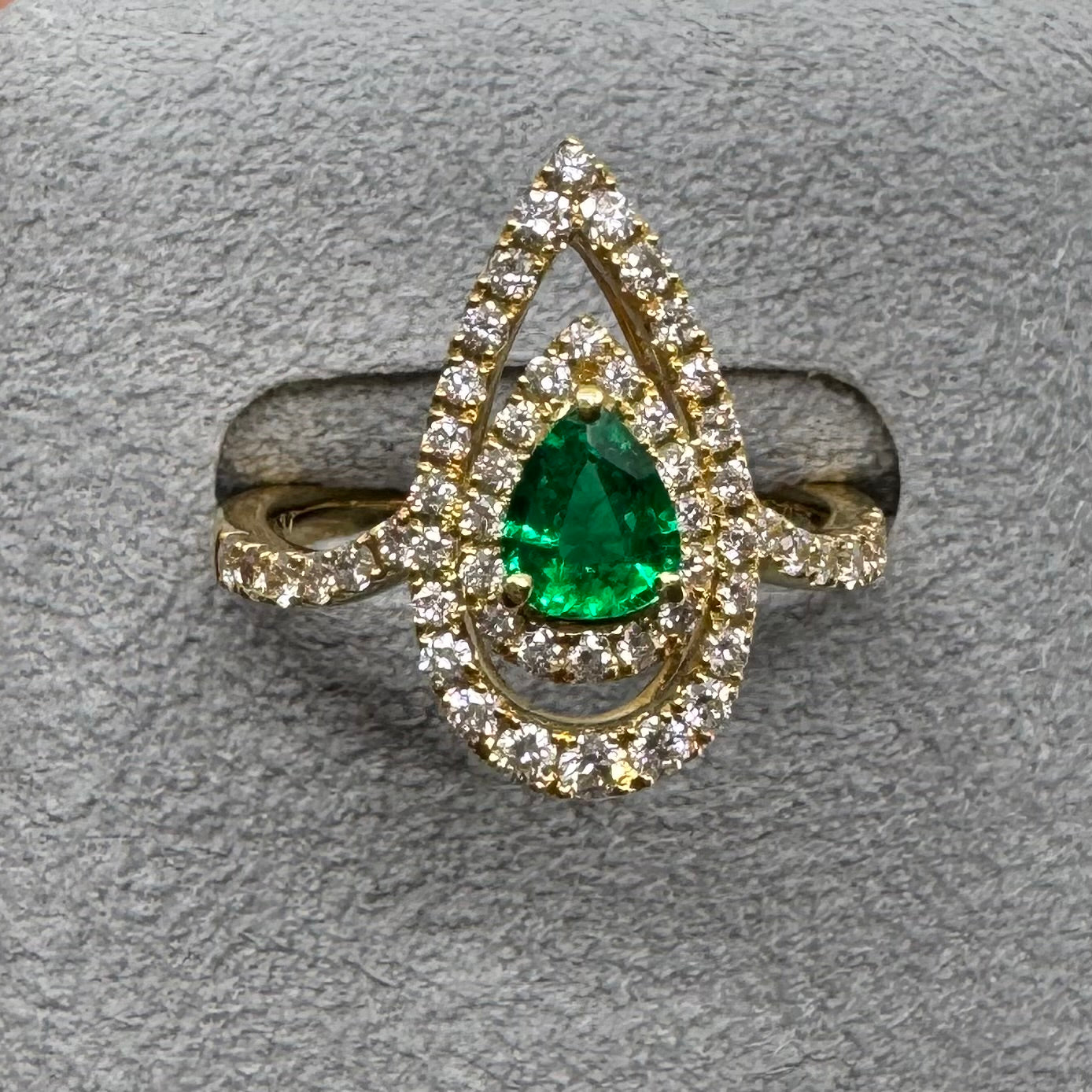 17［一点物/ブランシェ］リング エメラルド 0.37ct PS K18YG