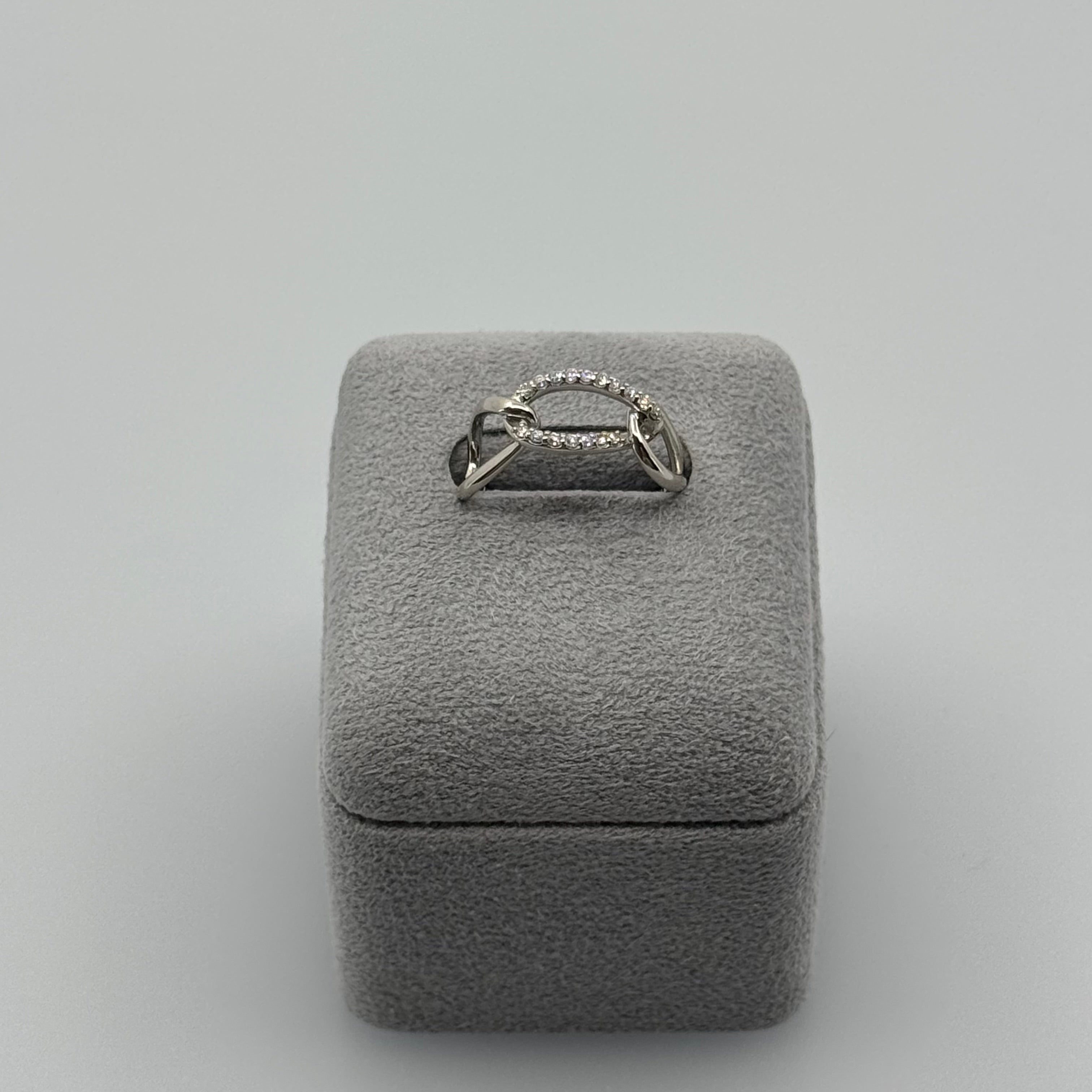 ［パズル］ ダイヤ リング 0.15ct