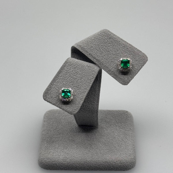 35［一点物/エムロード］ピアス エメラルド 0.57ct前後×2 SQ PT