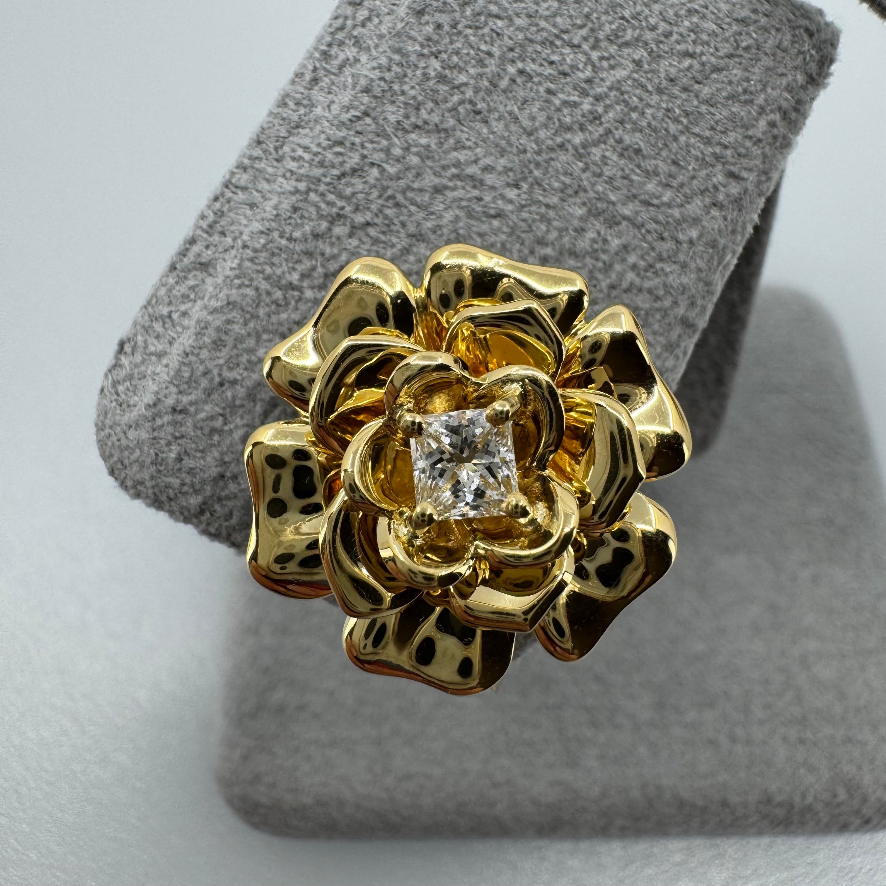 ［エデン］ピアス